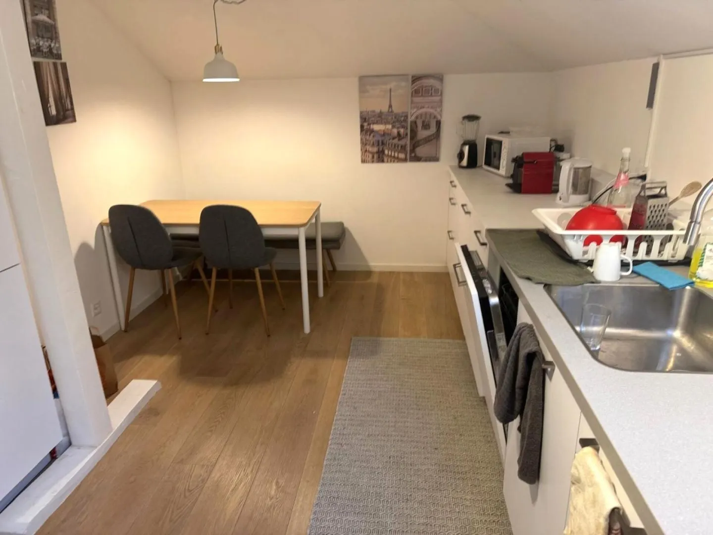 Charming Furnished Apartment - Photo 5 of 5