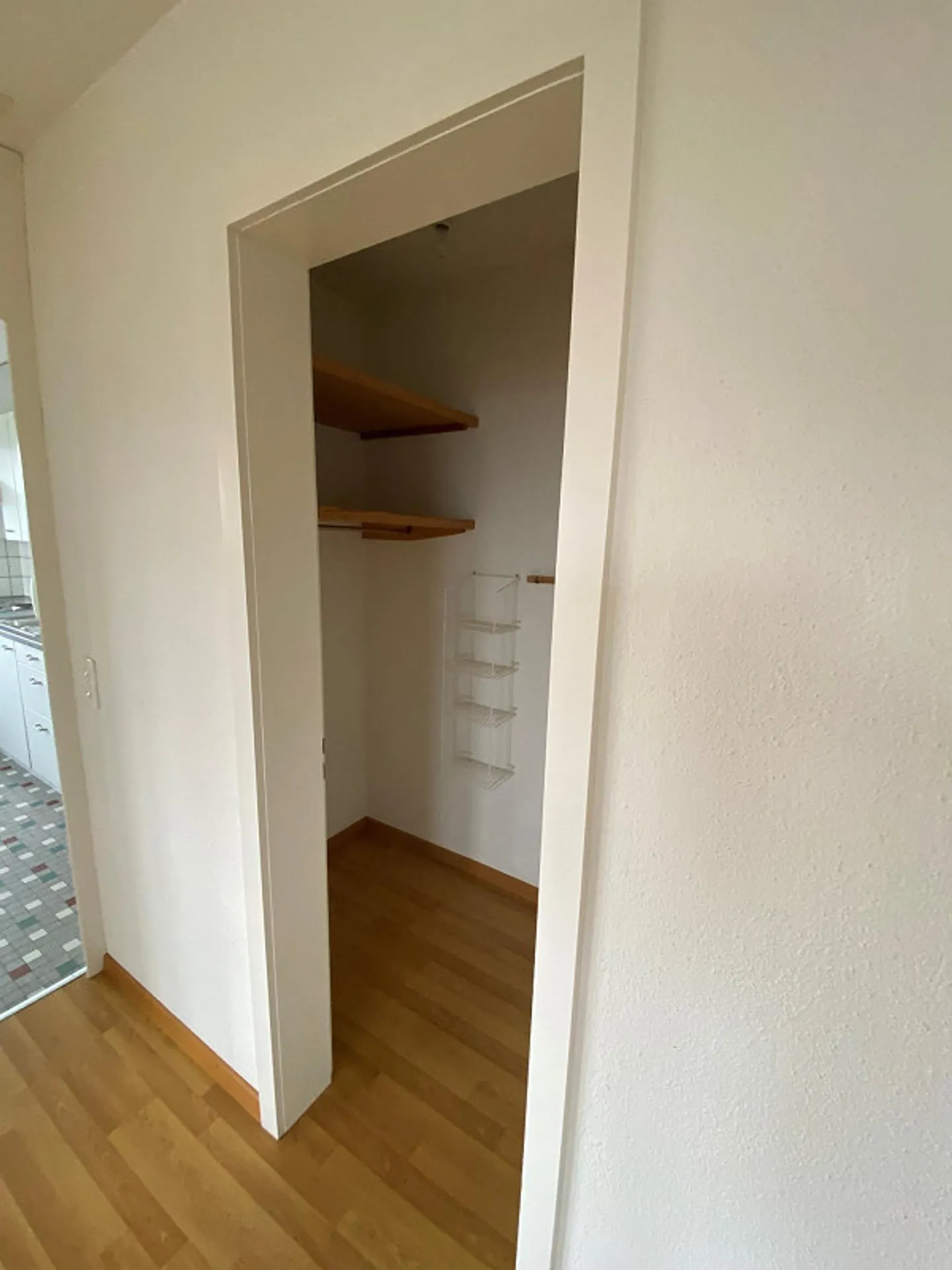 Ottimo appartamento con 2 camere e vista - Foto 6 di 7