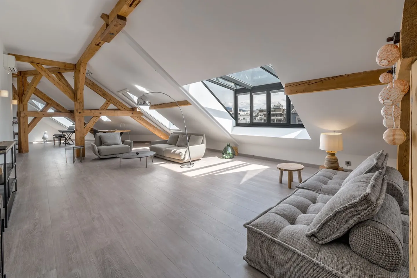 Eleganz und Prestige auf den Dächern von Genf - Foto 1 von 1