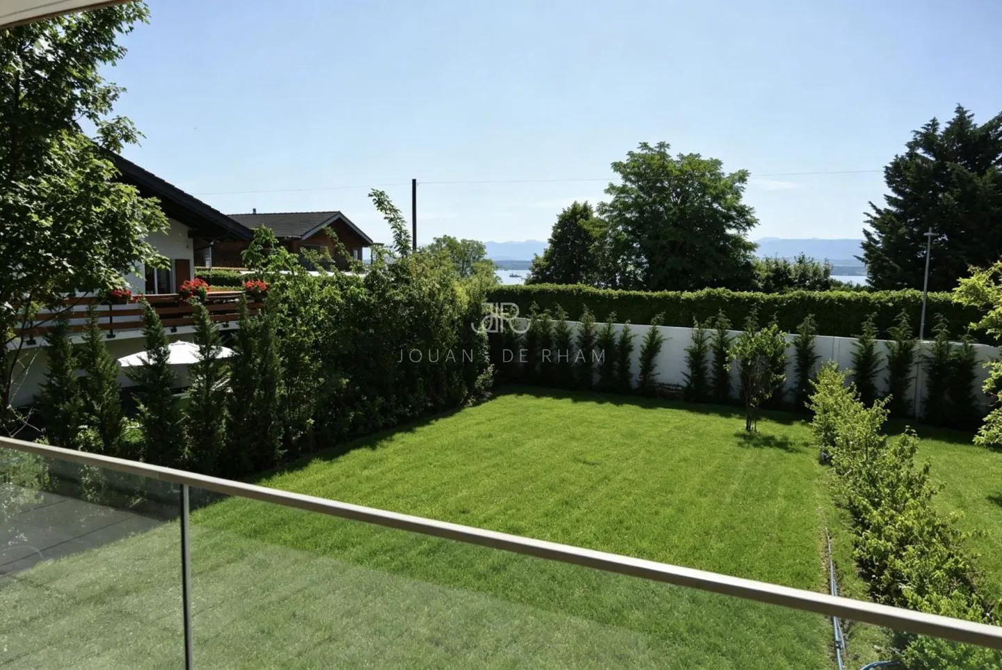 New twin villa with a view - Photo 5 of 13