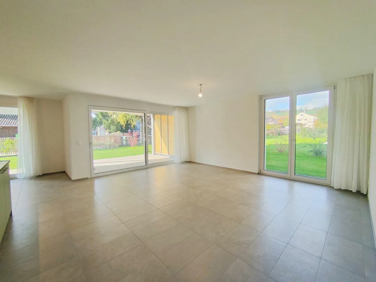 FIRST RENTAL - DREAM GARDEN APARTMENT IN THE NEW BUILDING PROJECT "HAGAARTE" - Photo 4 of 15