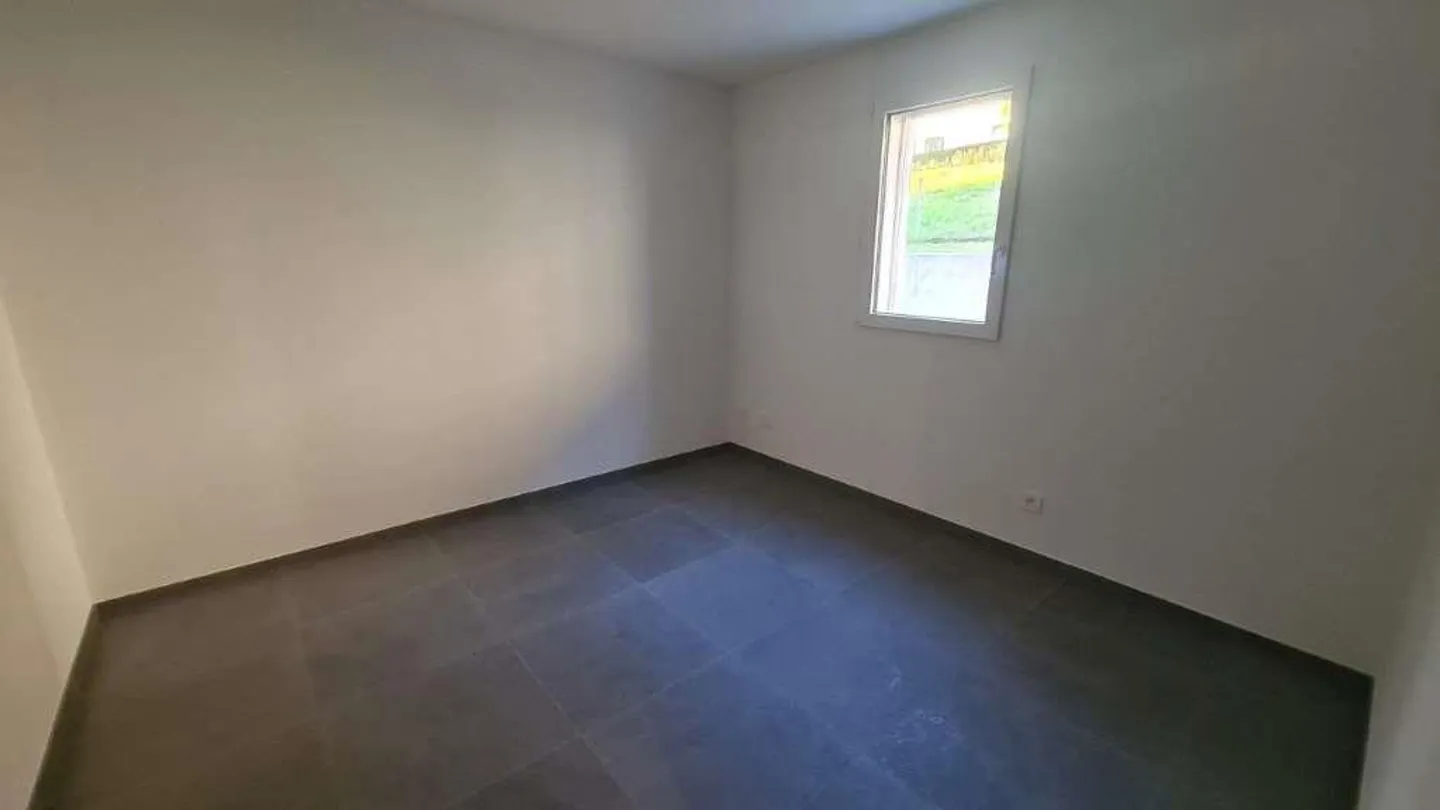 BELLINZONA - LUMINO: NEUE 3.5 ZIMMER MIT GARTEN - Foto 7 von 10