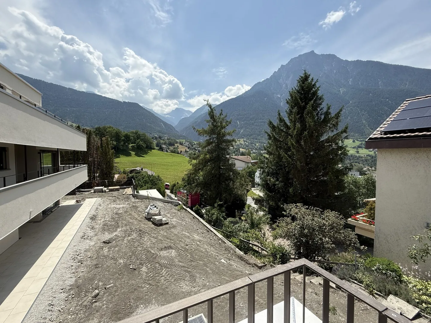 Unique apartment with alpine views in Brig and large sun terrace - Photo 1 of 14