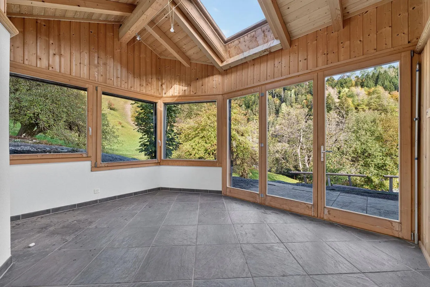 Charming Strickbau Single Family Home with Conservatory in Prättigau - Photo 9 of 13