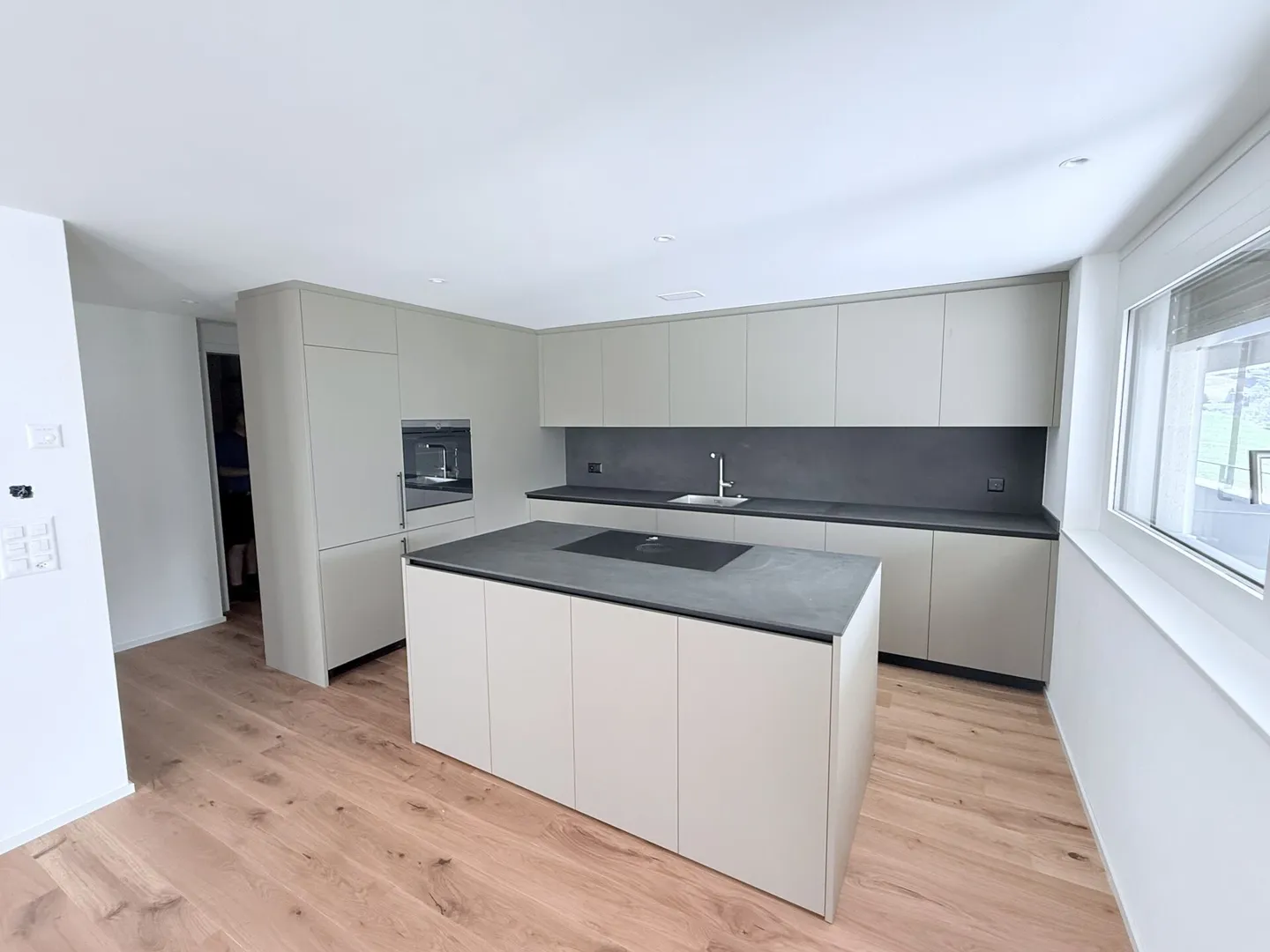 Unique apartment with alpine views in Brig and large sun terrace - Photo 3 of 14
