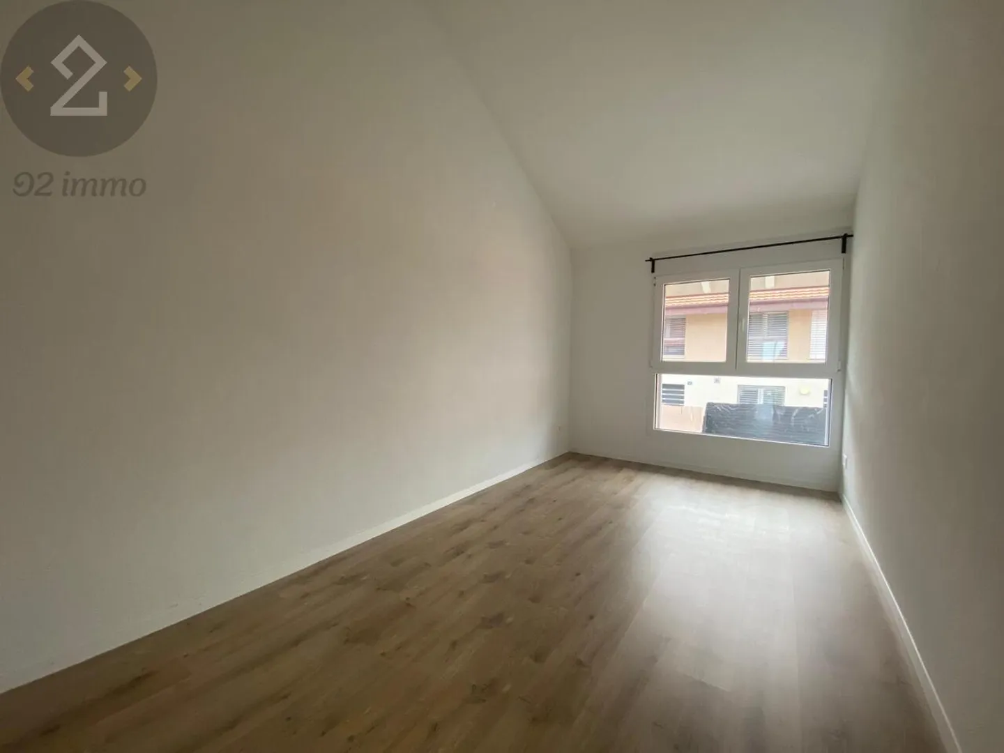 Disponible de suite : villa 5,5 pièces à 5 min de Romont - Photo 9 sur 11
