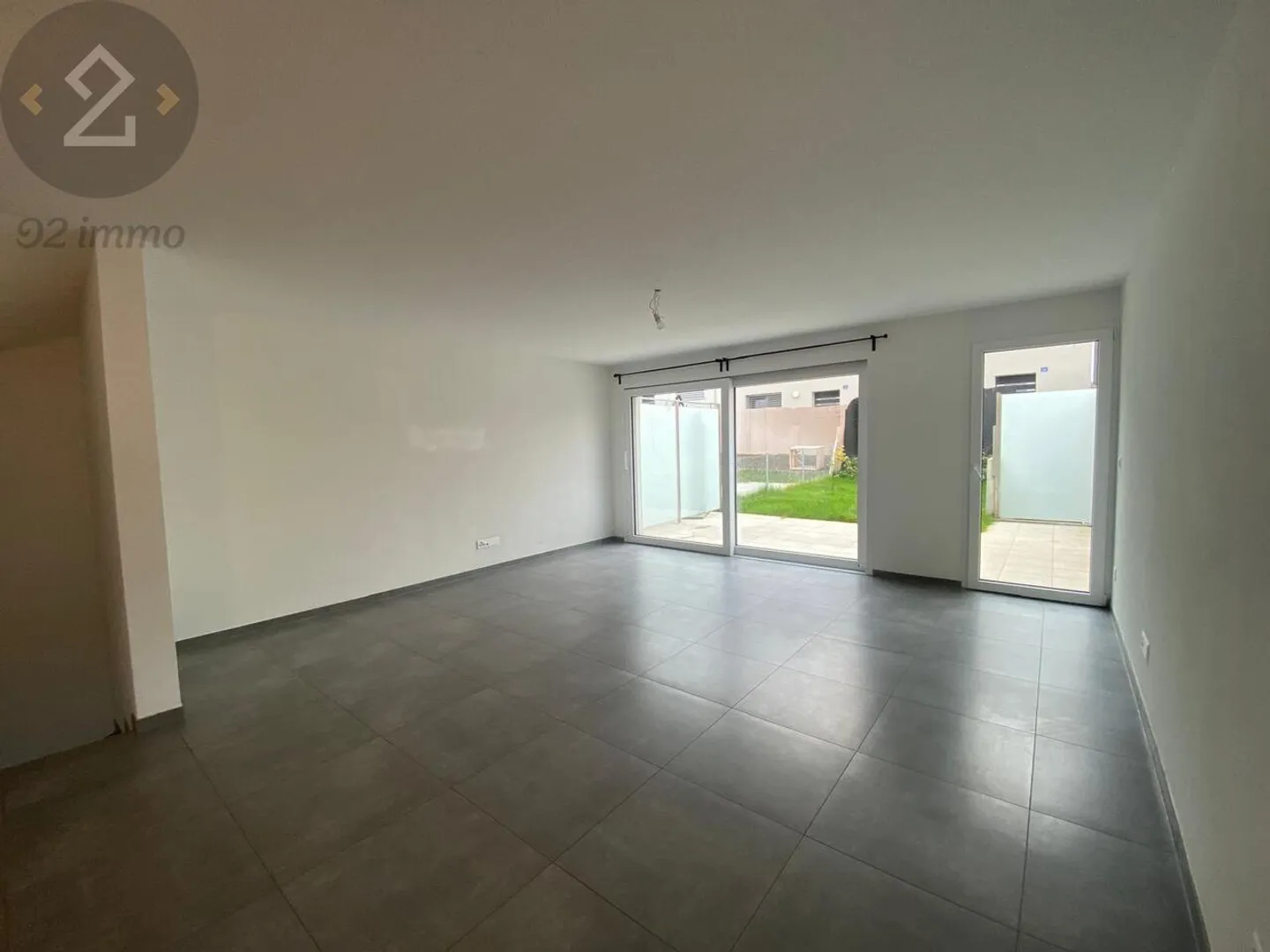 Disponible de suite : villa 5,5 pièces à 5 min de Romont - Photo 5 sur 11