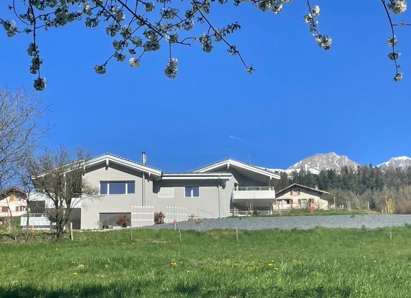 Attique à vendre - Photo 2 sur 18