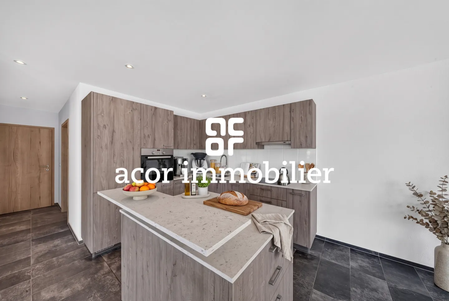 Appartement à vendre - Photo 2 sur 8