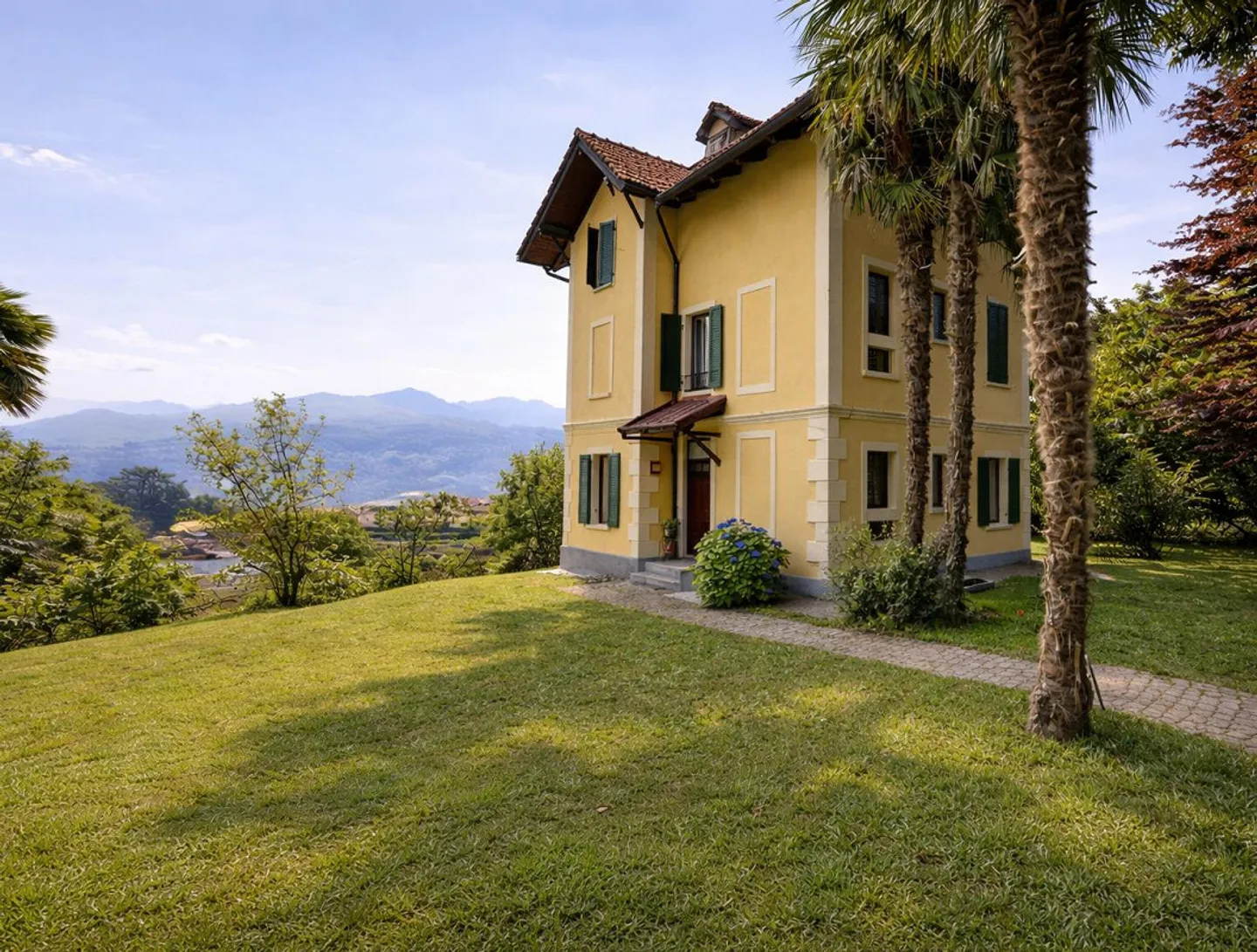 Résidence secondaire avec vue : rare villa tessinoise avec réserve foncière - Photo 3 sur 11