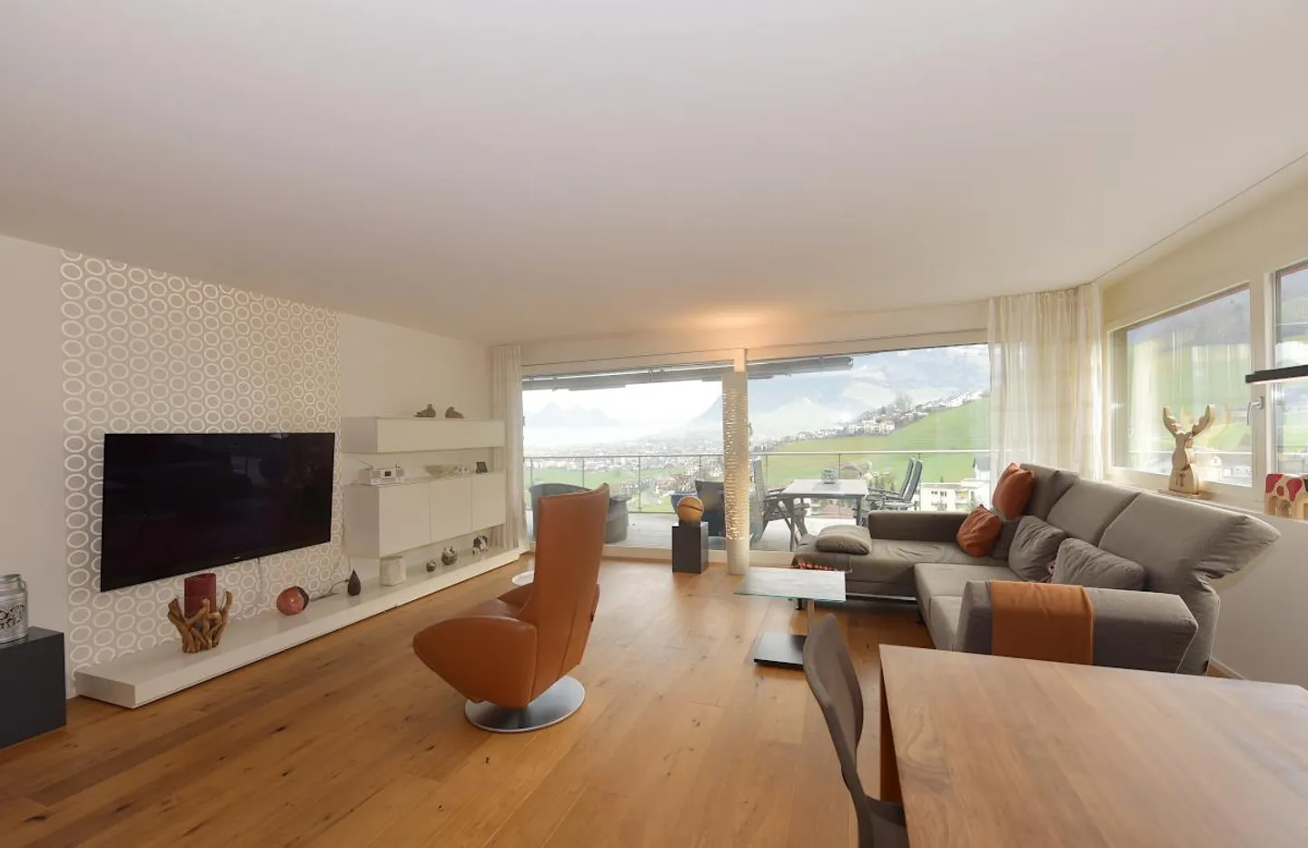 Appartamento 5.5 stanze in vendita - Foto 2 di 7