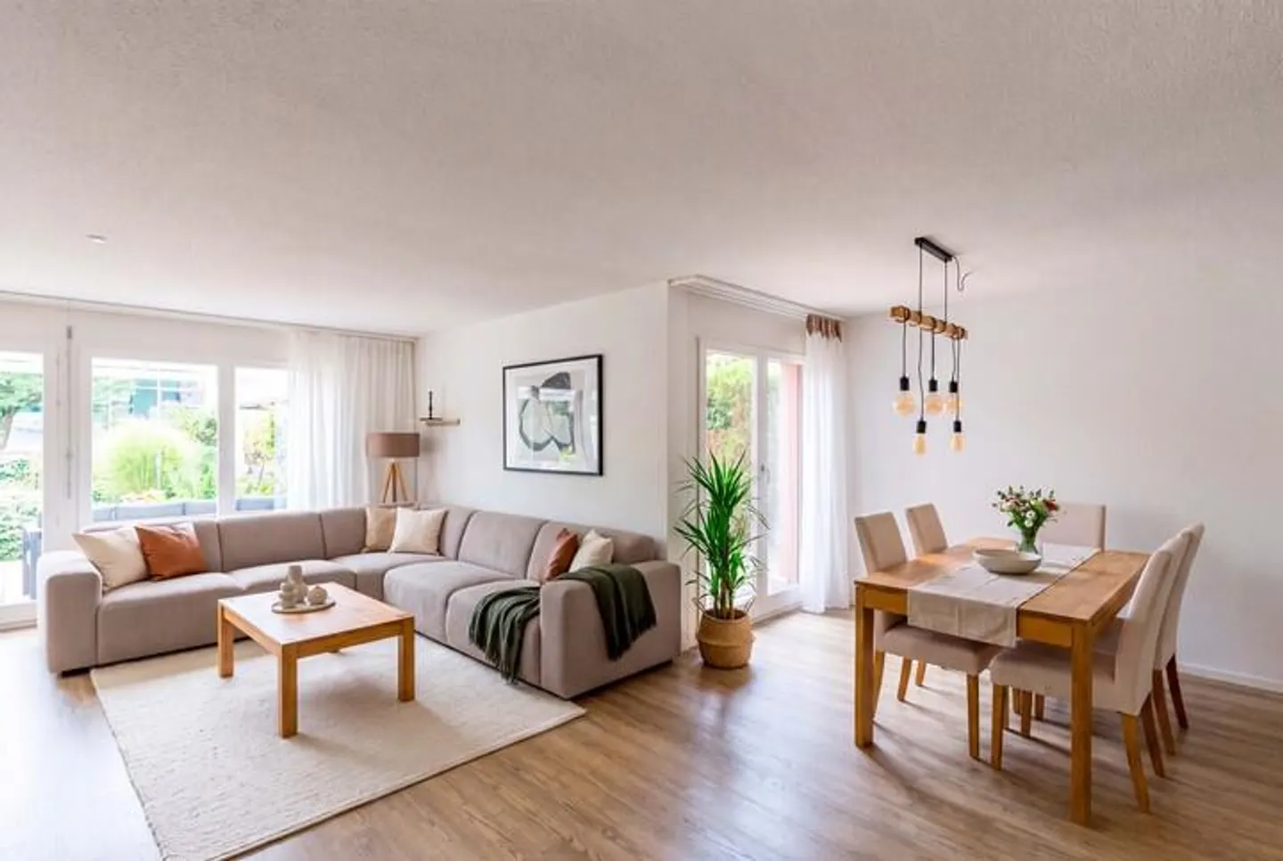 Charmant et central - Appartement en duplex avec jardin - Photo 2 sur 8
