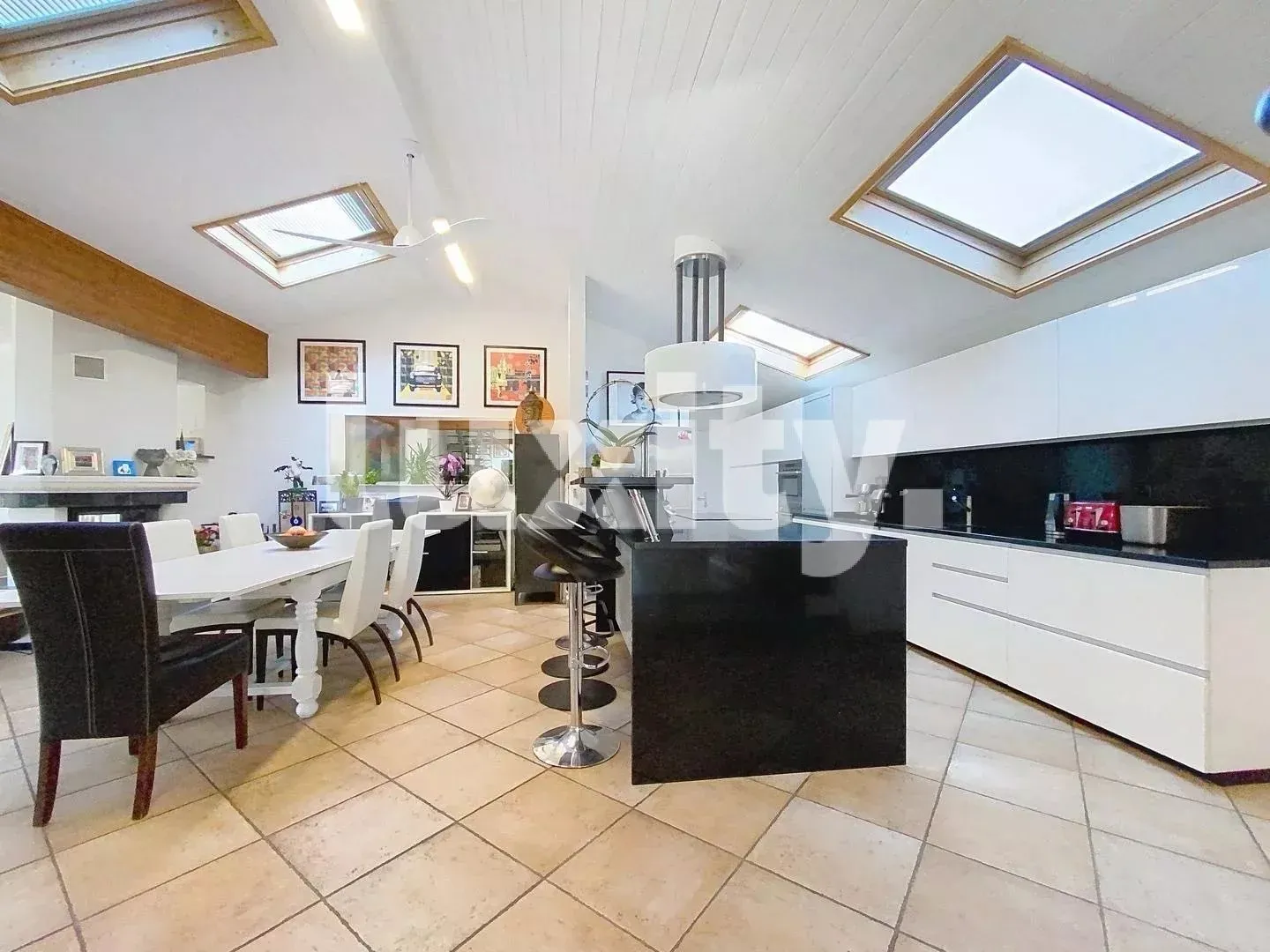 Casa 4.5 stanze - Foto 1 di 4