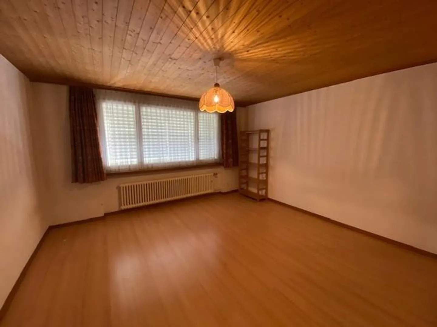 1-room apartment in the village center - Photo 1 of 4