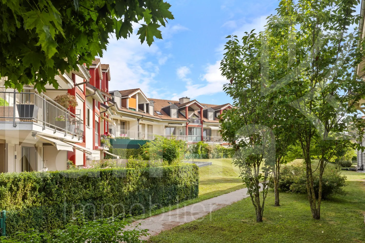 Exclusive - Penthouse Apartment with Lake and Alps View - Photo 1 of 15