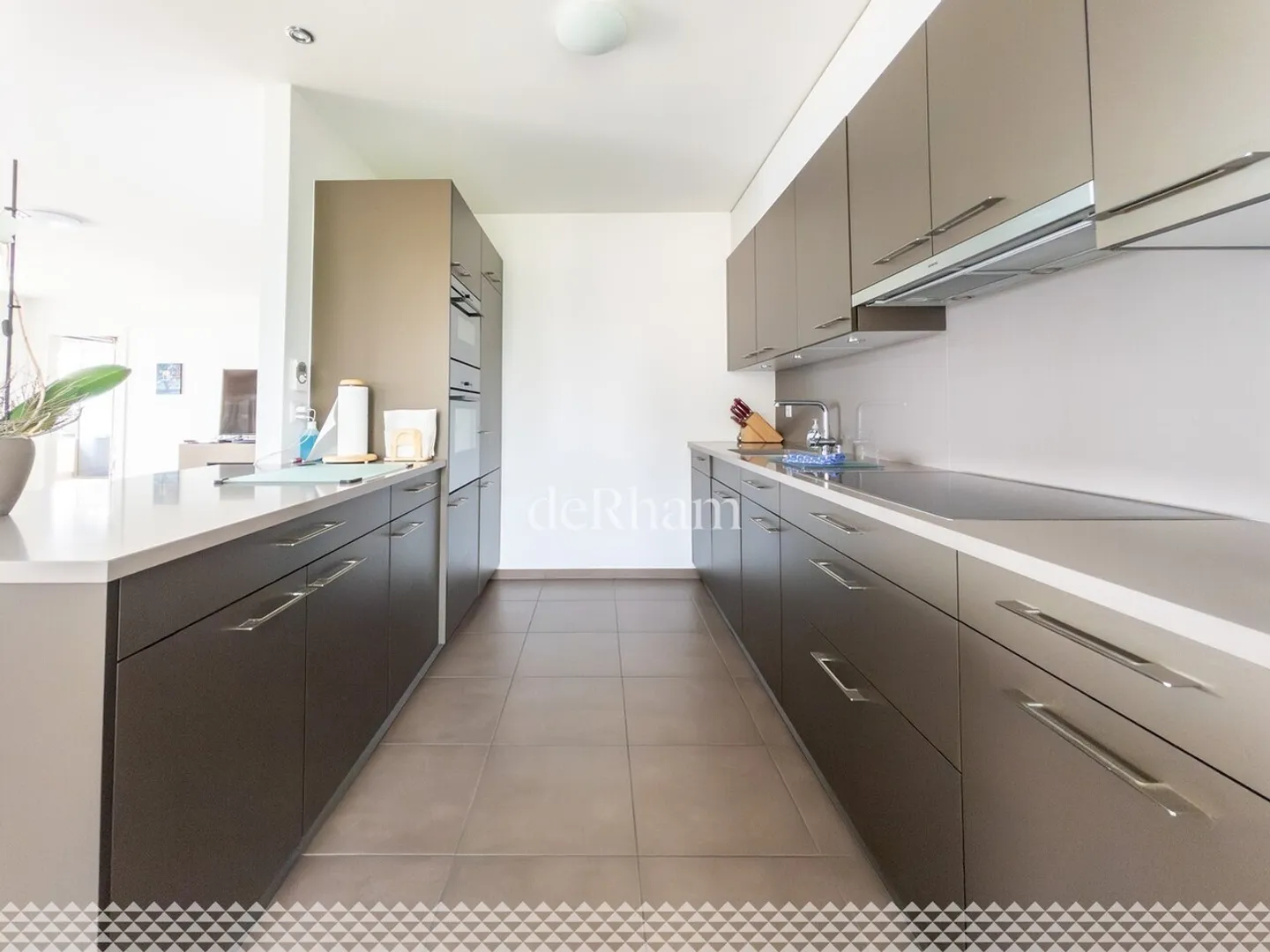 Wunderschöne 5,5-Zimmer-Wohnung mit Seeblick! - Foto 3 von 11