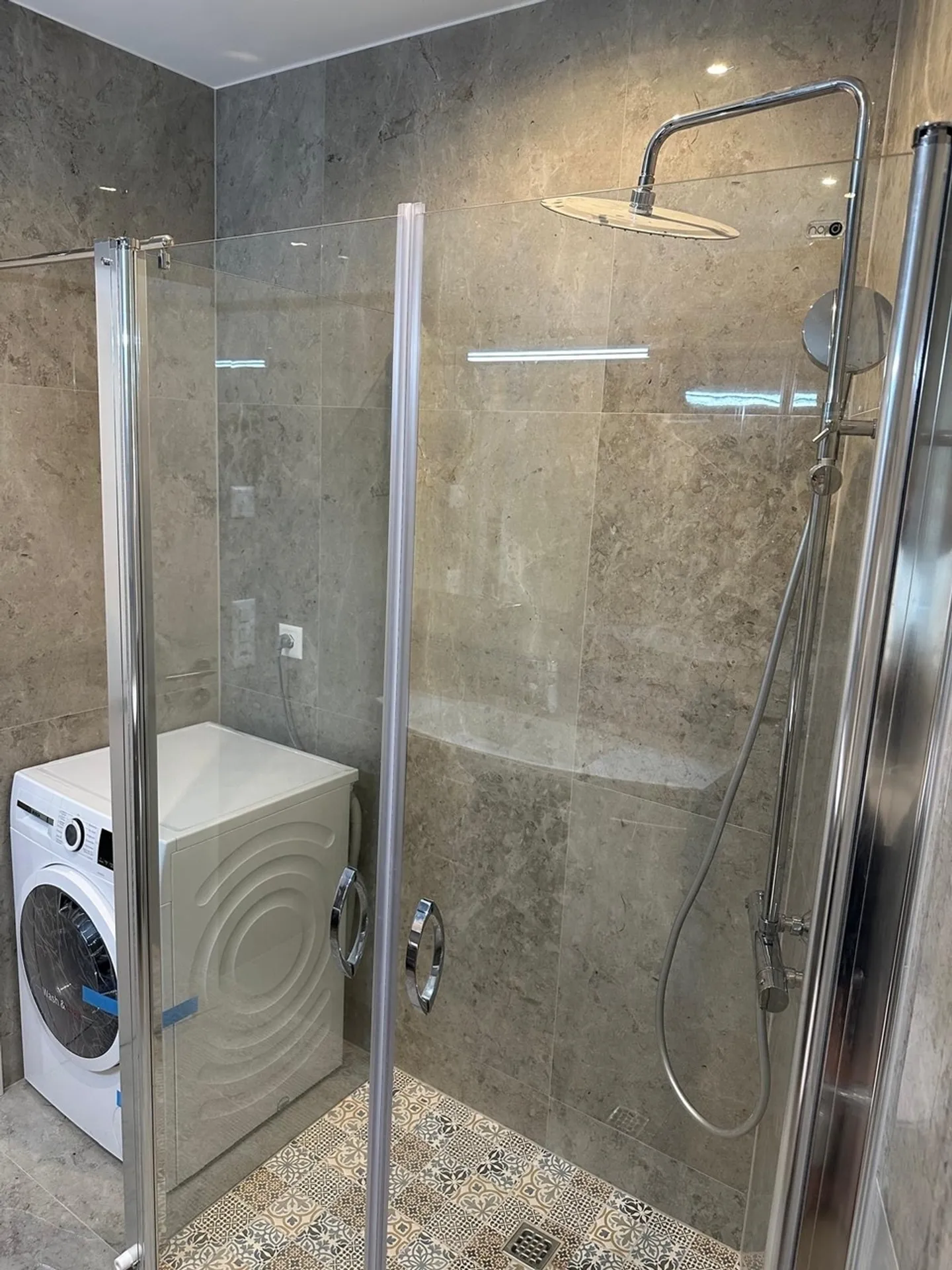 Appartamento moderno a Sciaffusa - Foto 8 di 9