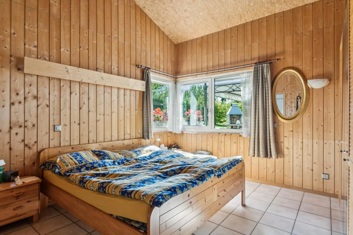 8-room House - Photo 9 of 12