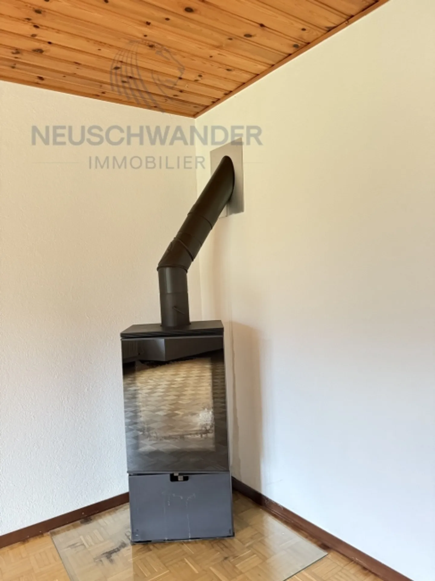 Charming and cozy ground floor apartment 3.5 rooms - Photo 3 of 19