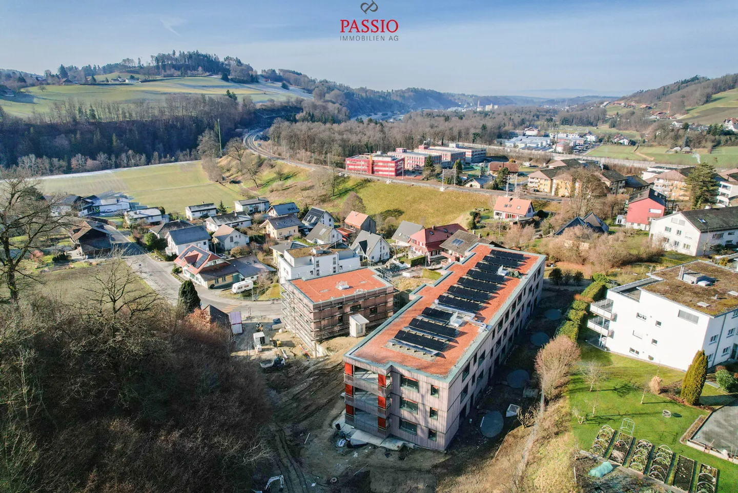 Appartement de jardin spacieux de 5,5 pièces dans un emplacement privilégié - Photo 4 sur 16