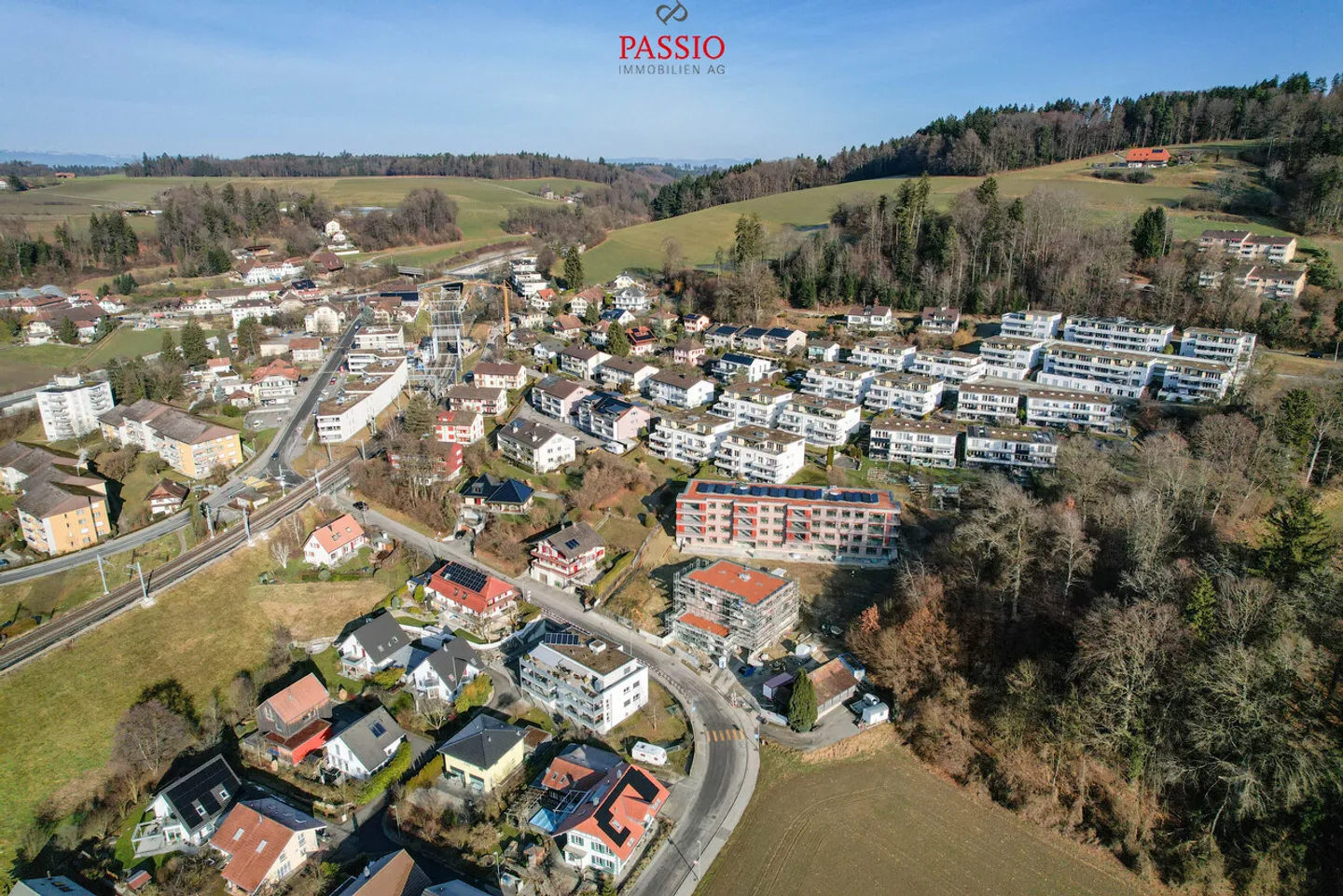 Appartement de jardin spacieux de 5,5 pièces dans un emplacement privilégié - Photo 15 sur 16