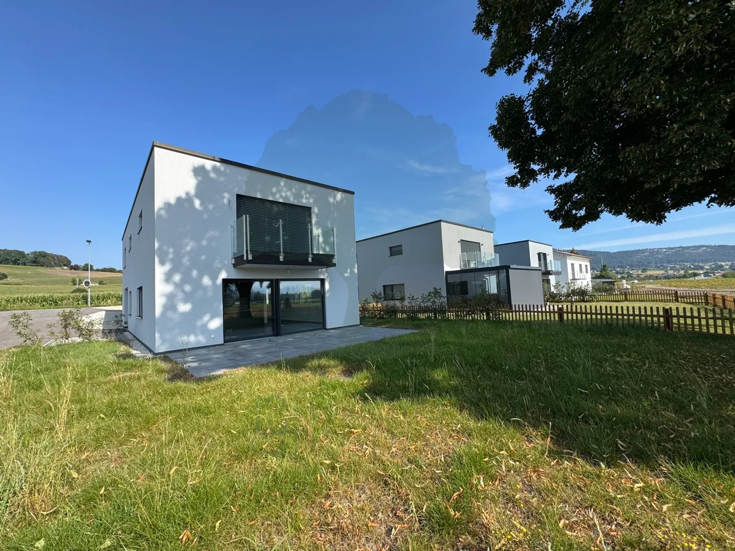 Magnifica casa nuova disponibile ora a Courtételle - Foto 1 di 13