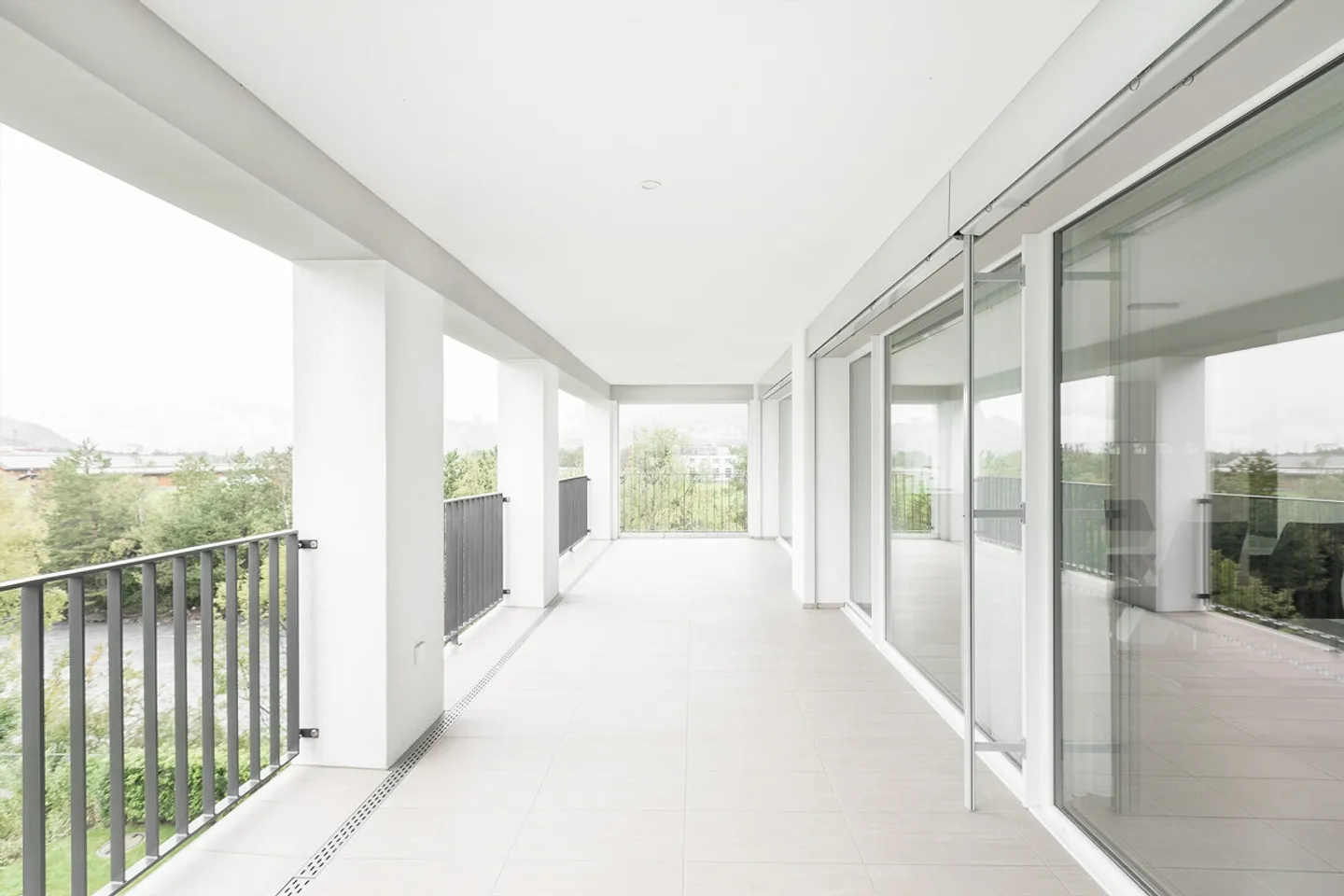 Top 4.5 Zimmer-Wohnung 2.OG - Foto 9 di 29