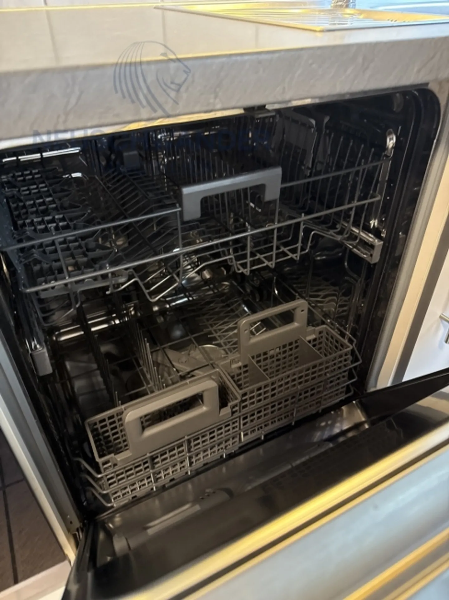 Charming and cozy ground floor apartment 3.5 rooms - Photo 17 of 19