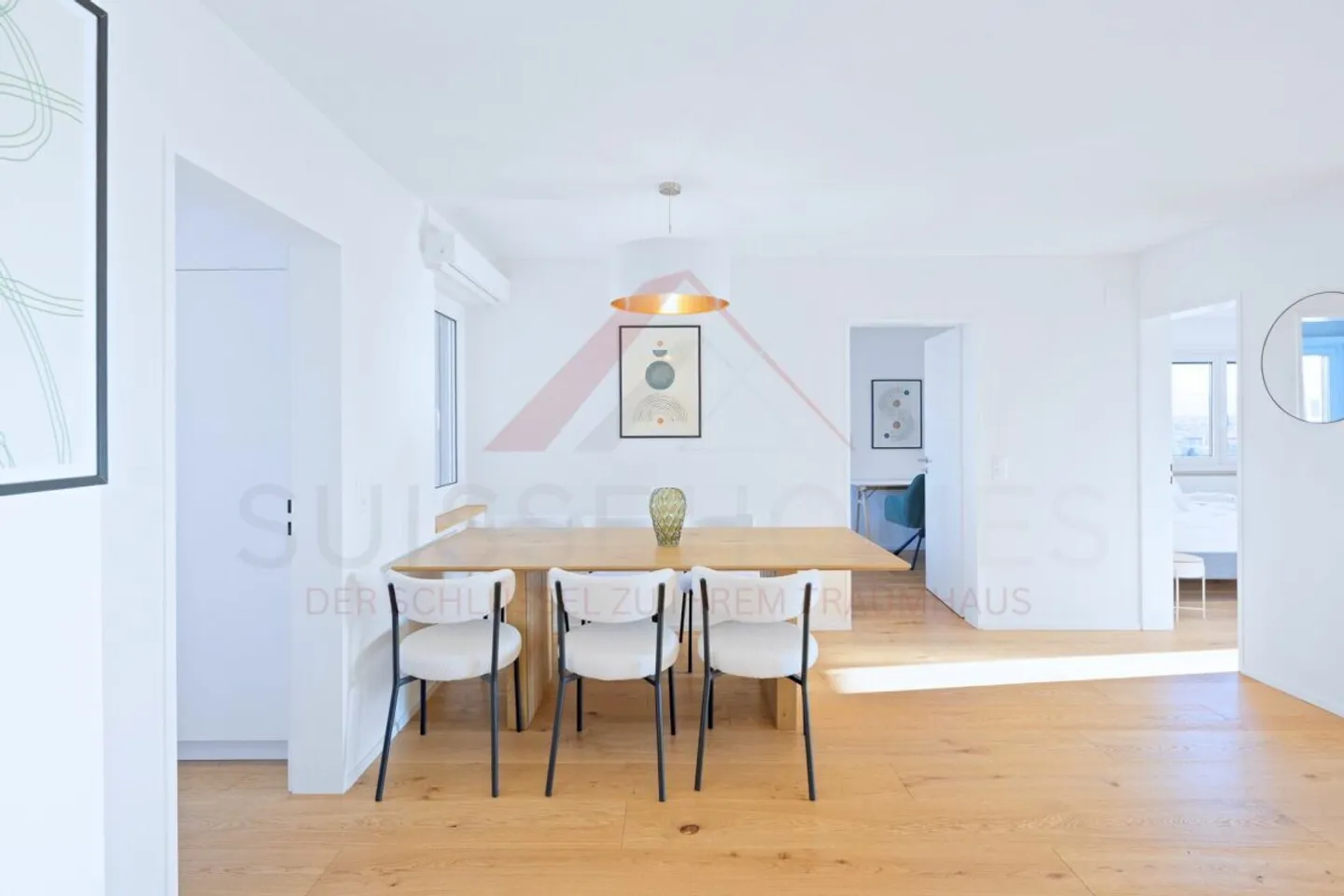 Komplett renovierte 5.5-Zimmer-Wohnung mit 126 m² Wohnfläche und 74 m² Balkon-/Terrassenfläche in Huttwil - Foto 8 di 18