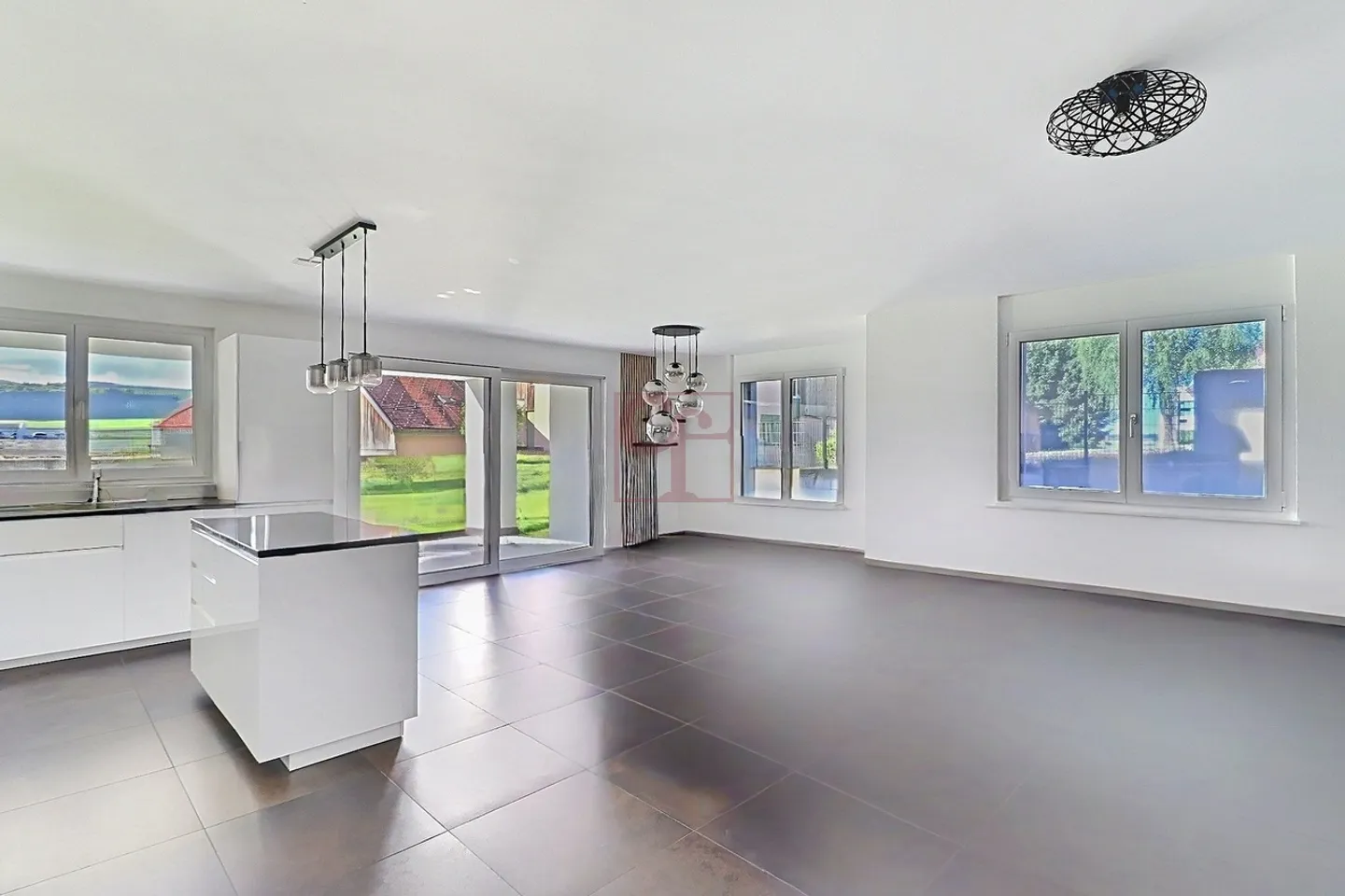Charmant Appartement avec Jardin - Photo 4 sur 17