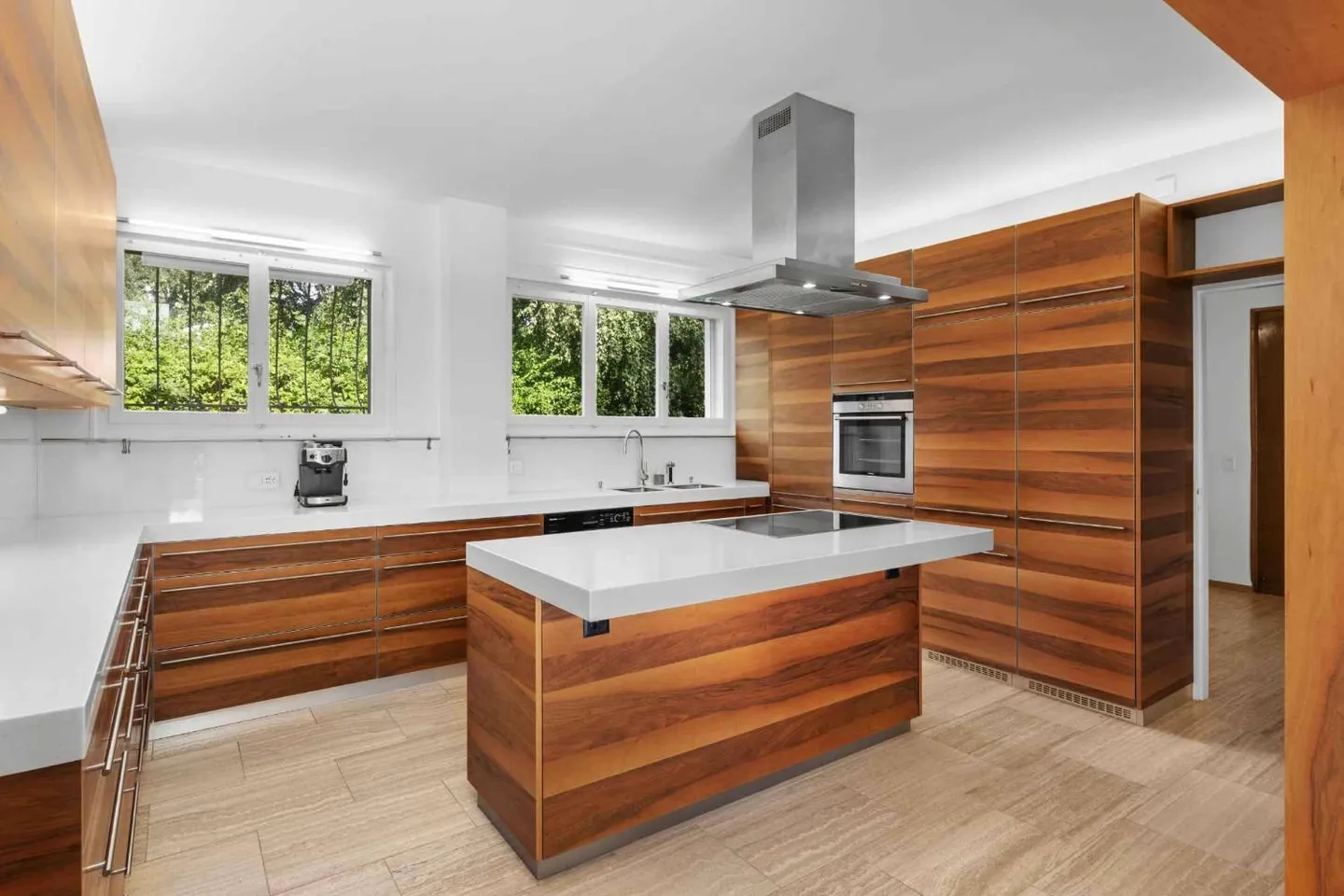 Villa pour la famille au cœur d'un quartier résidentiel calme - Photo 9 sur 13