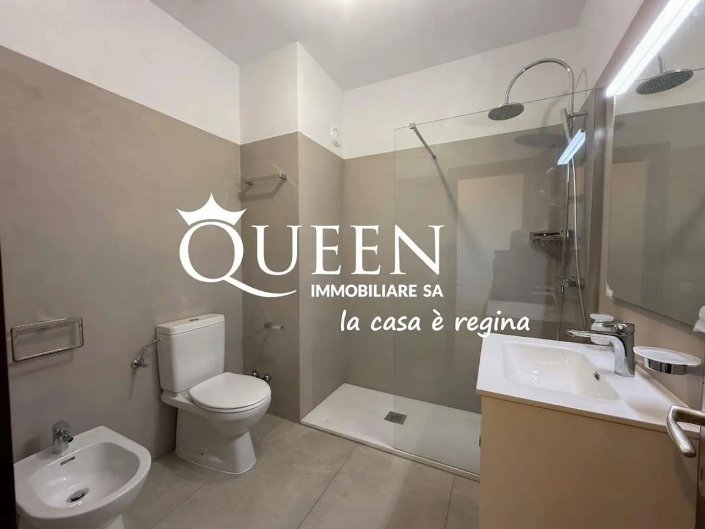 Lugano central : appartement spacieux et lumineux de 2,5 pièces avec vue partielle sur le lac - Photo 10 sur 13