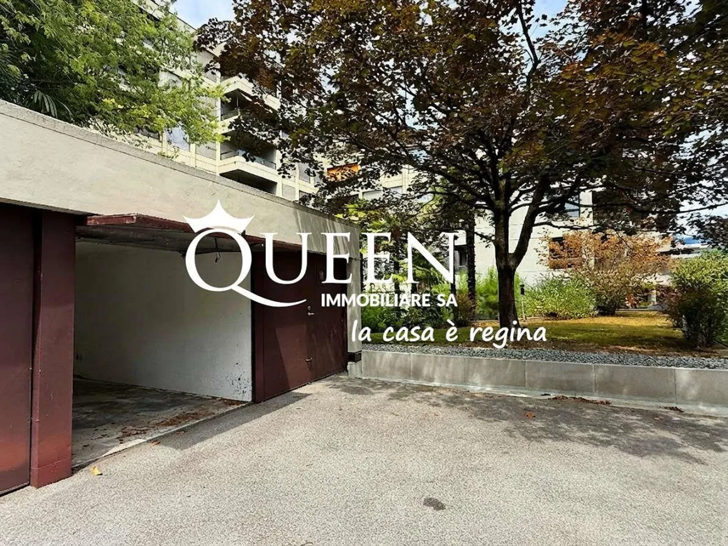 Lugano central : appartement spacieux et lumineux de 2,5 pièces avec vue partielle sur le lac - Photo 12 sur 13