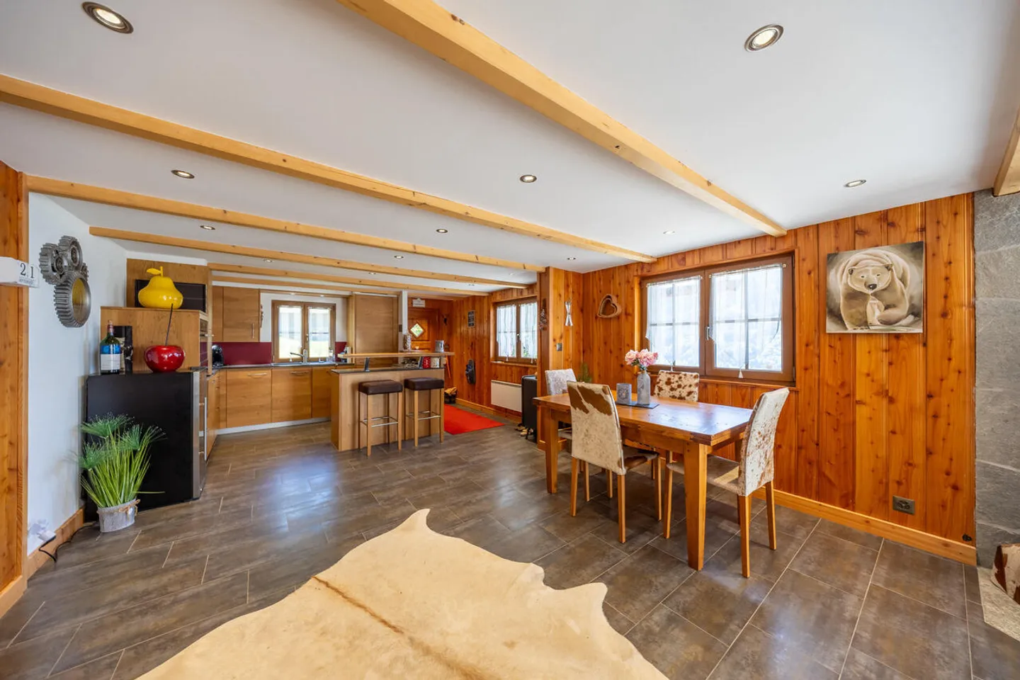 Beau chalet en bois et en pierre avec un emplacement exceptionnel - Photo 8 sur 13