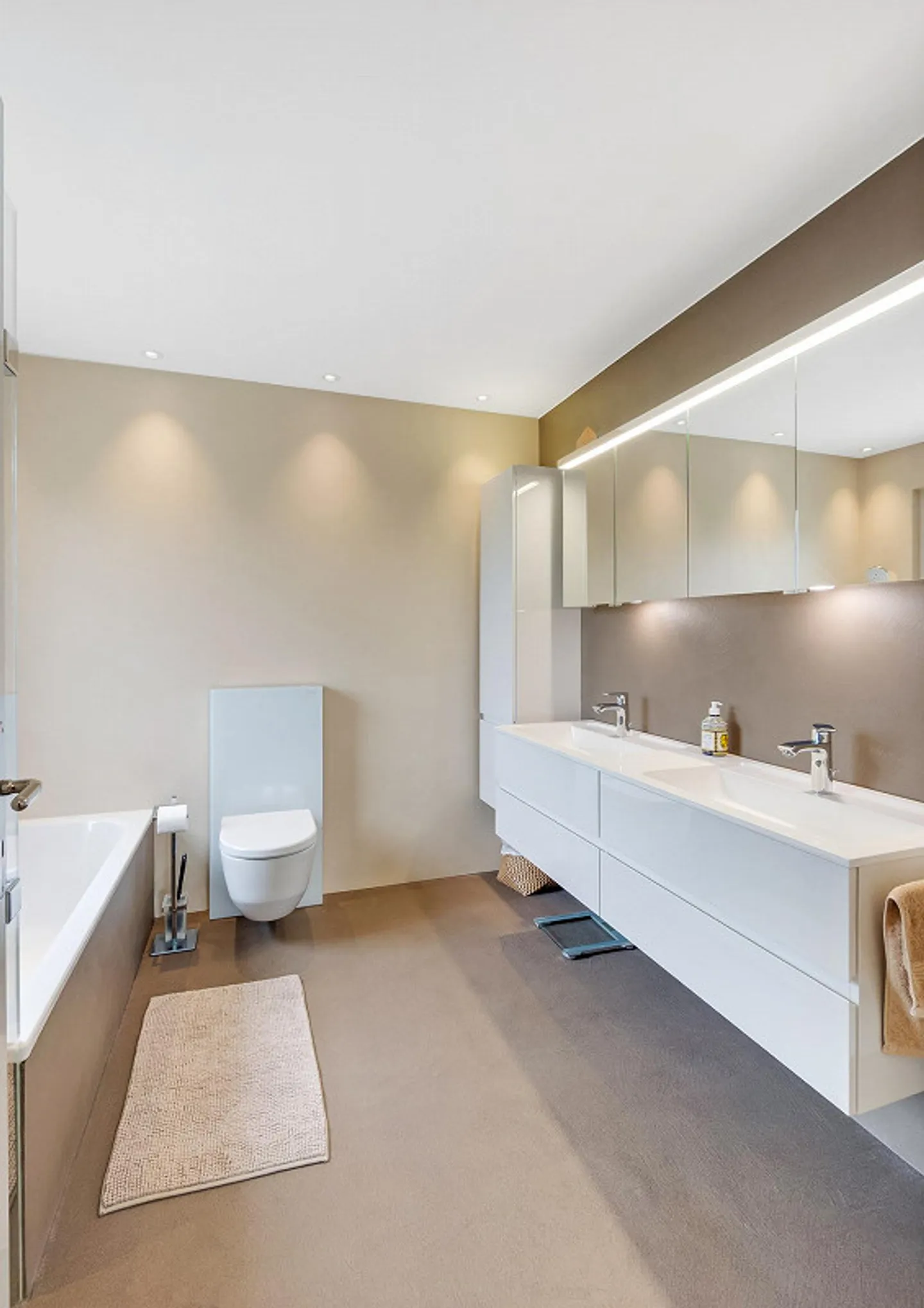 Paradis familial avec une offre d'espace variée dans la verdure - Photo 5 sur 7