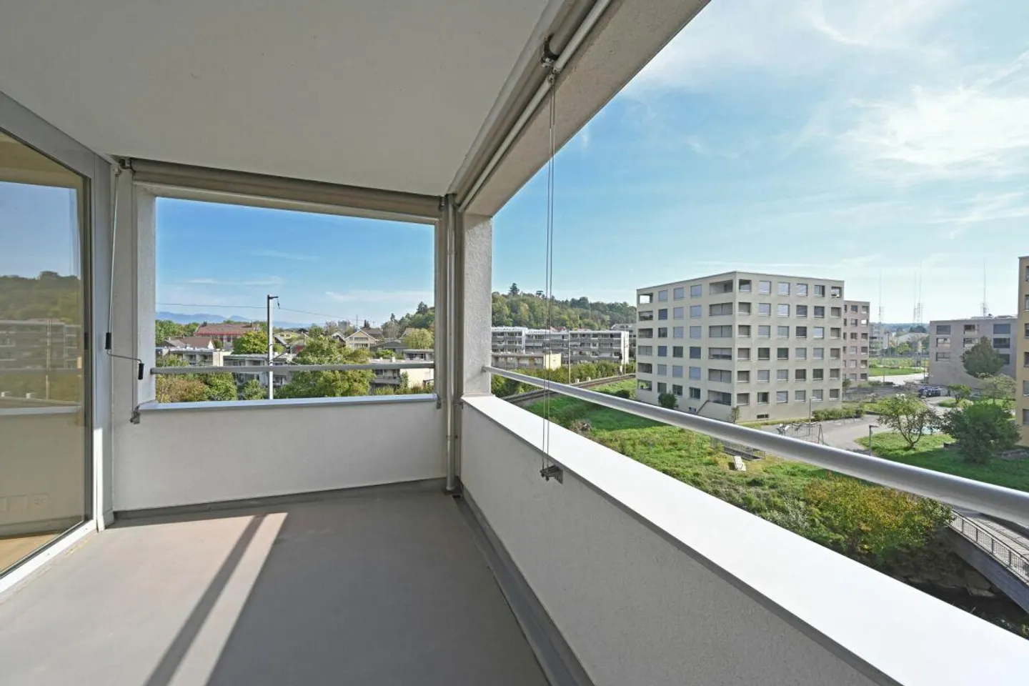 Grosszügige 5.5-Zimmerwohnung in Lyss - Foto 9 von 13