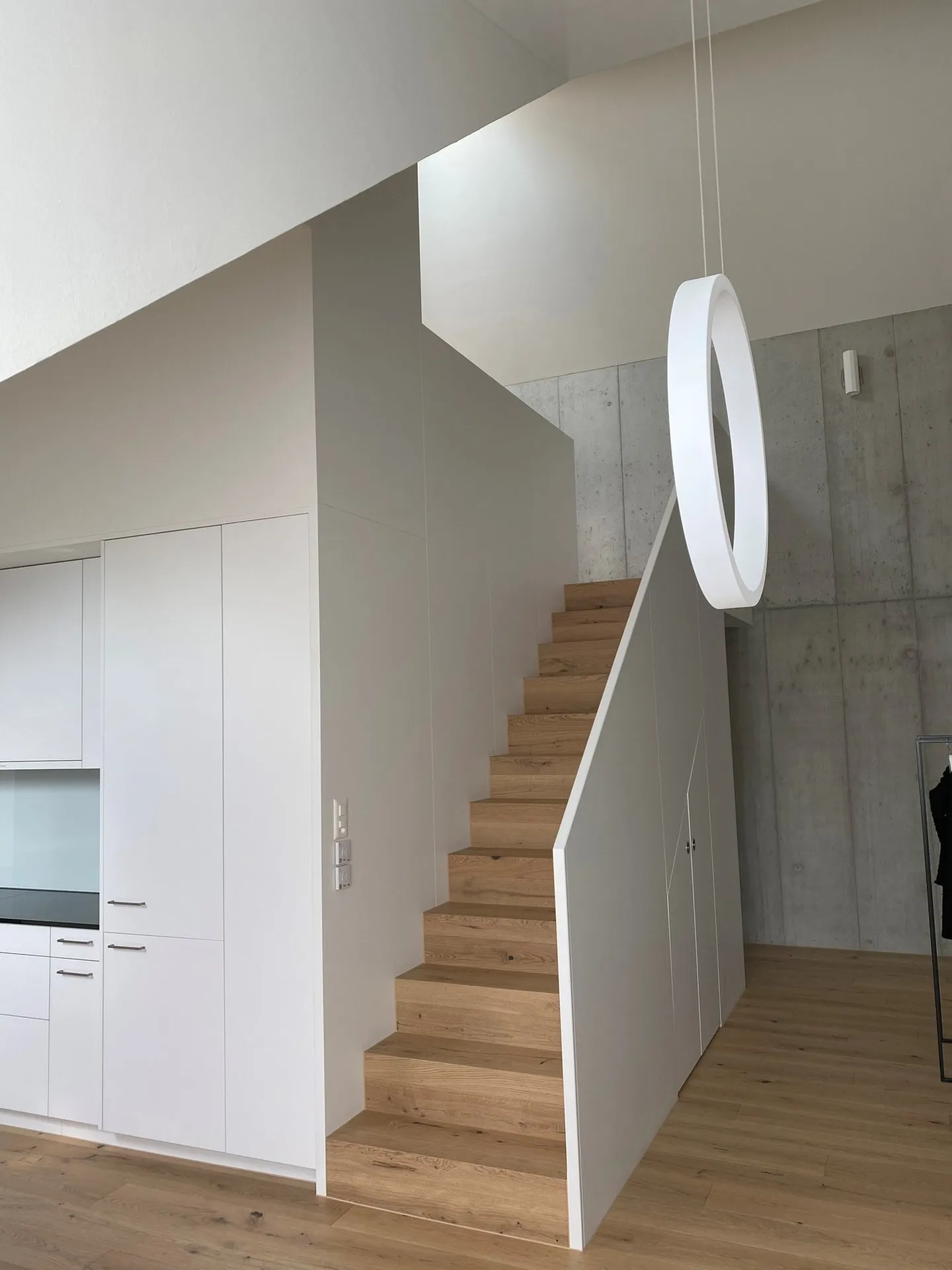 Duplex Moderno con Grande Galleria - Foto 6 di 11