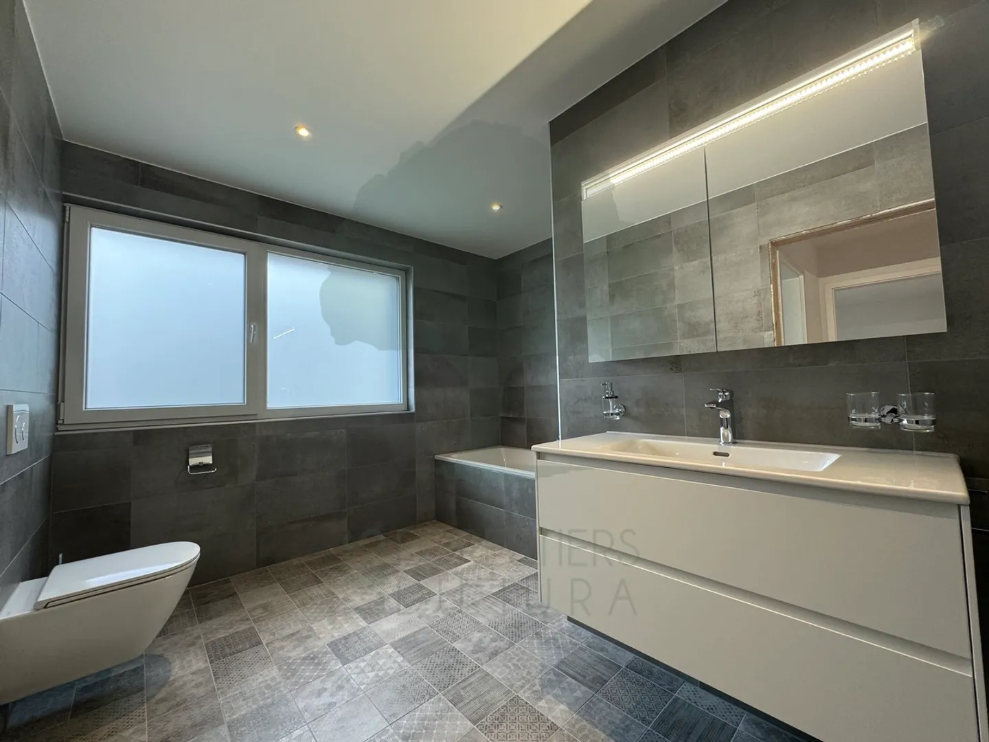 Magnifica casa nuova disponibile ora a Courtételle - Foto 12 di 13