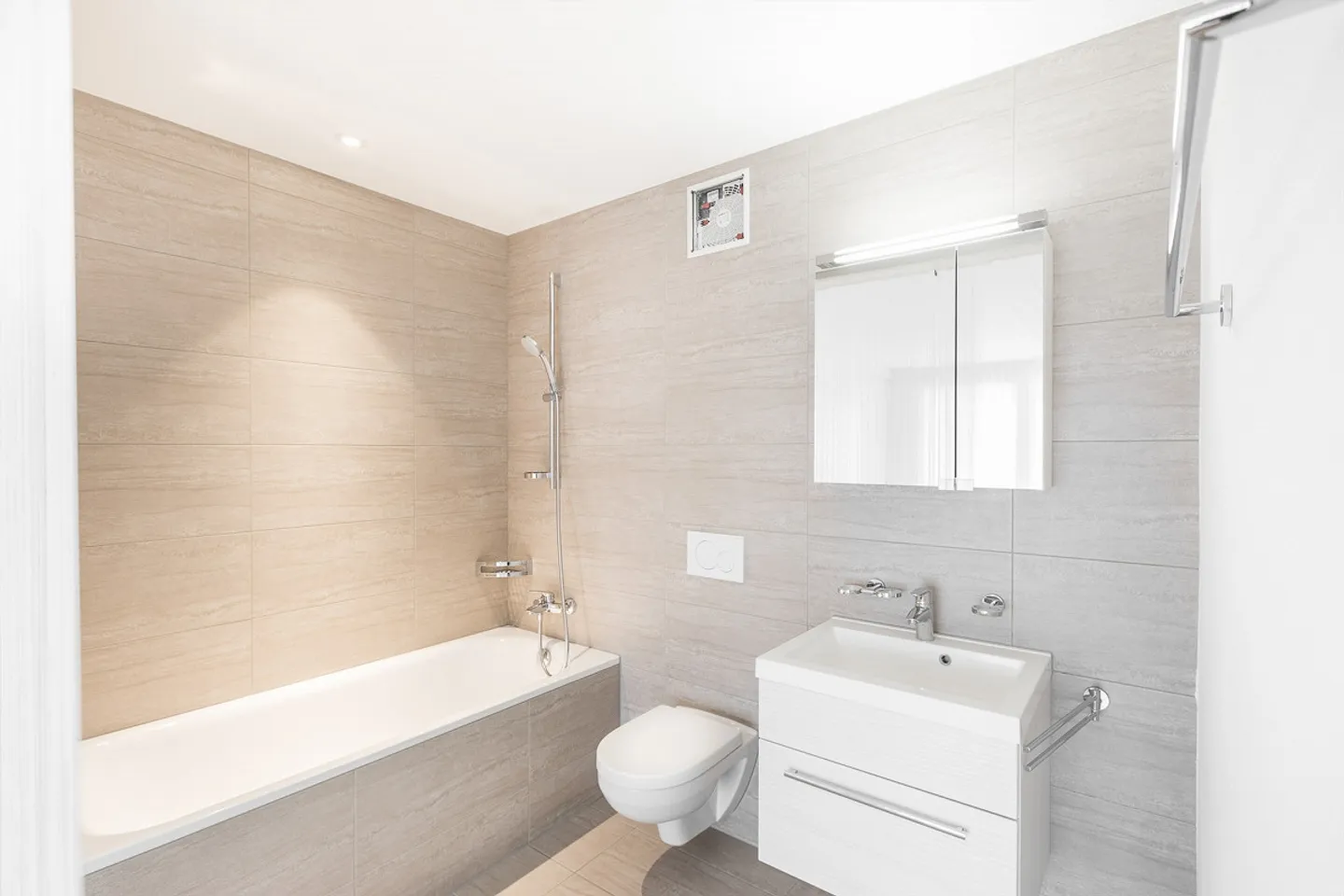 Top 4.5 Zimmer-Wohnung 2.OG - Foto 20 di 29