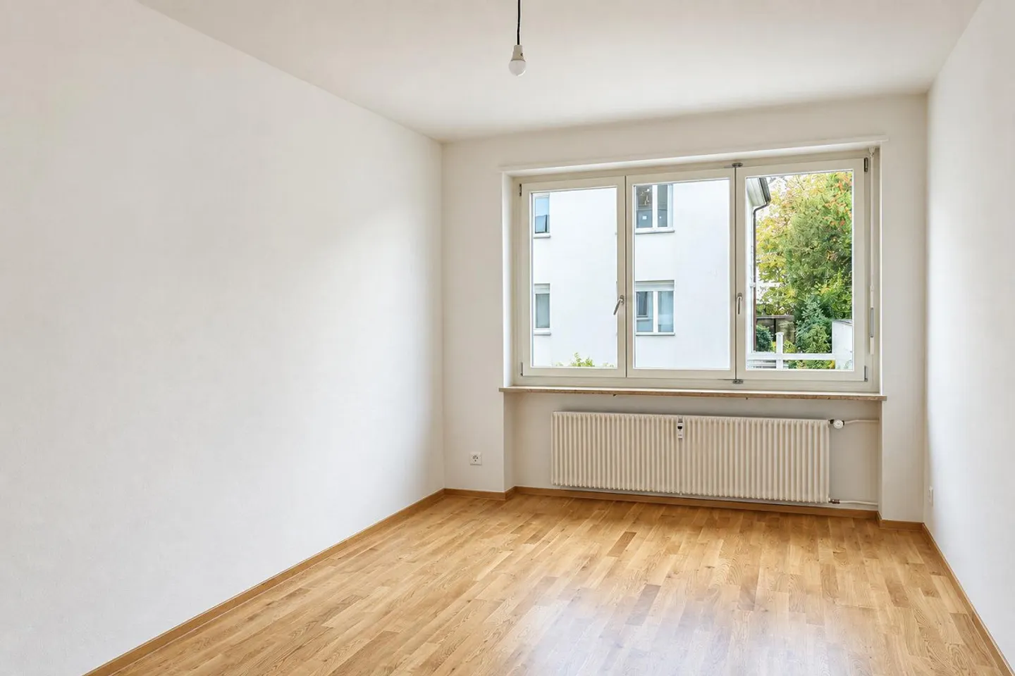 Appartamento moderno e spazioso di 3,5 stanze nel quartiere Paulus - Foto 4 di 11