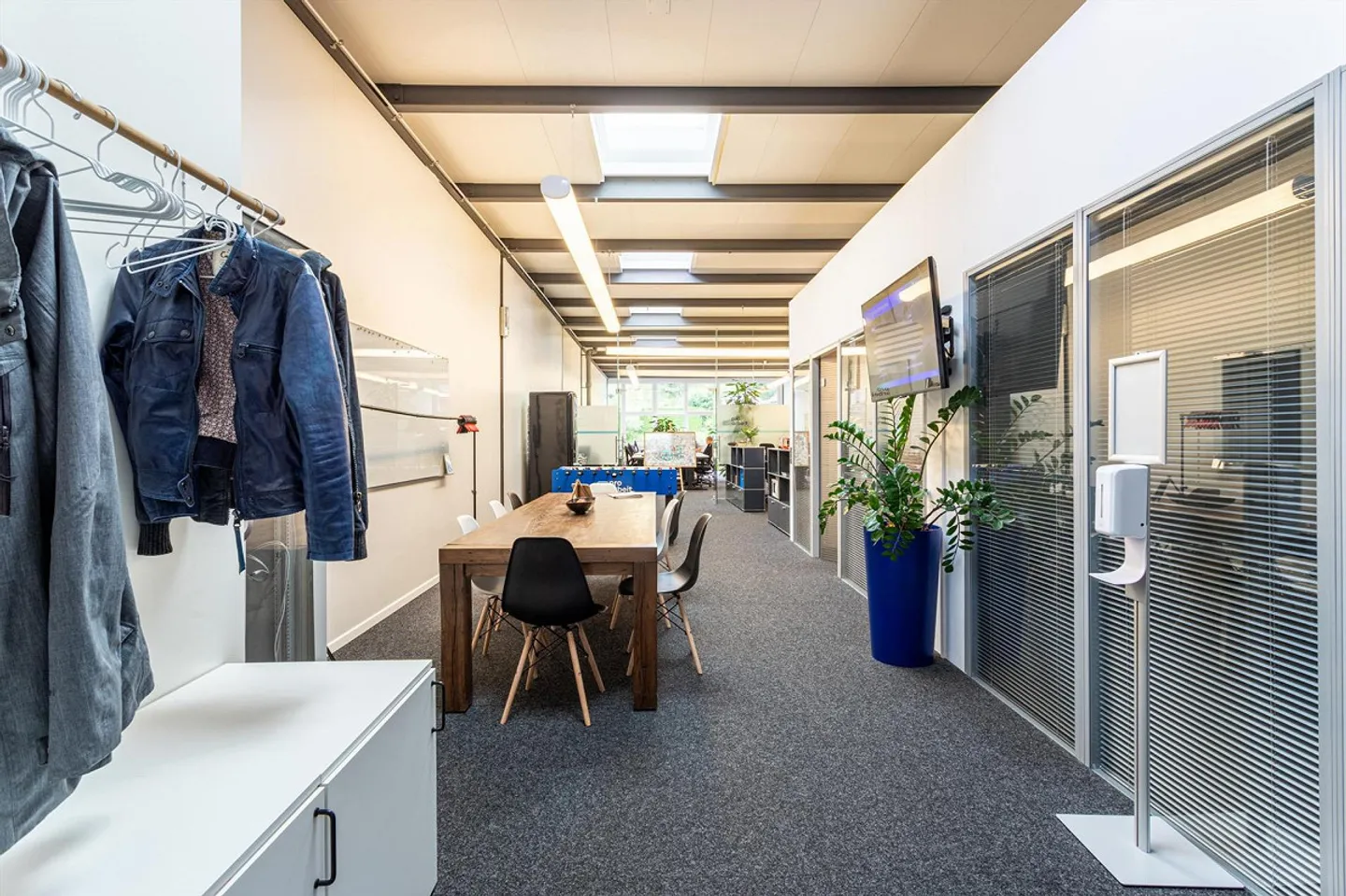Spazio commerciale in condizioni sviluppate con grande futuro - Foto 6 di 8