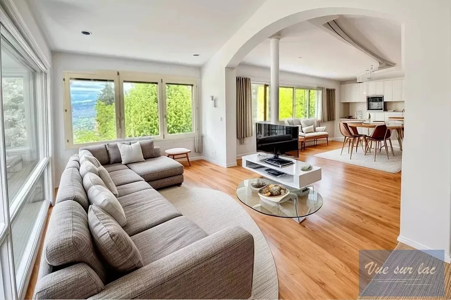 Casa familiare degli anni '60 con vista lago - Foto 19 di 26