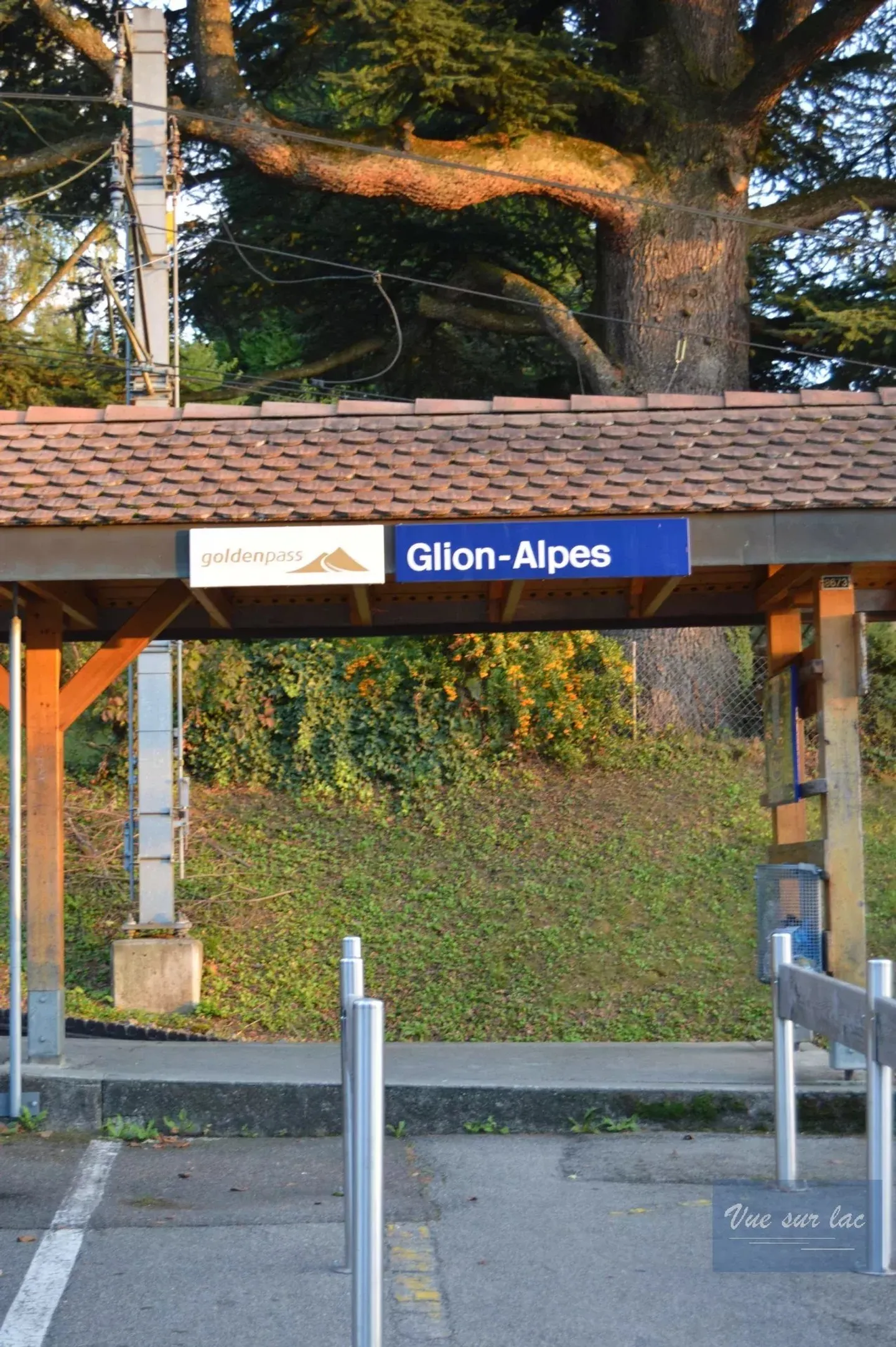 Casa familiare degli anni '60 con vista lago - Foto 25 di 26