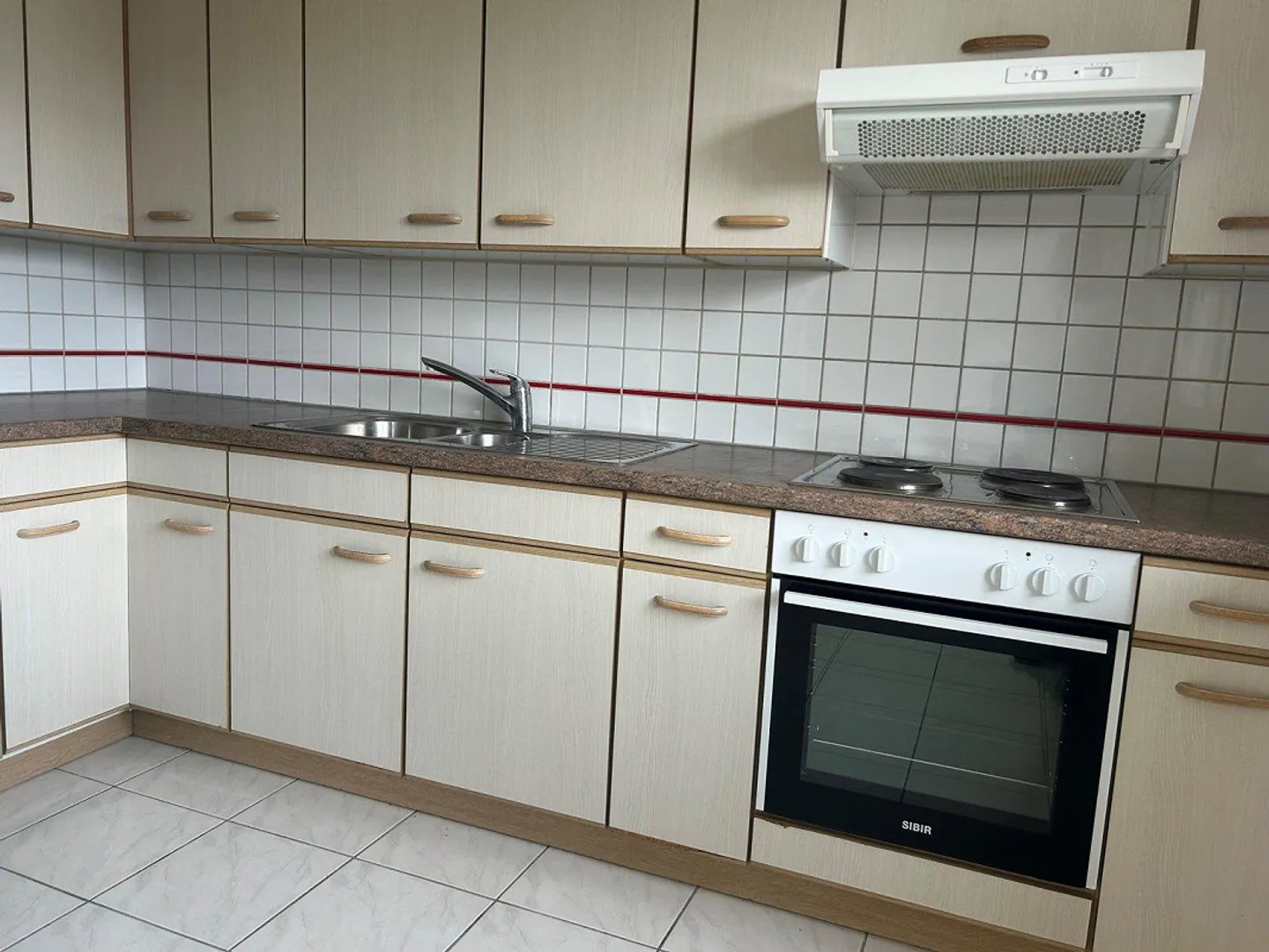 Appartamento spazioso di 2½ stanze in affitto! - Foto 2 di 8