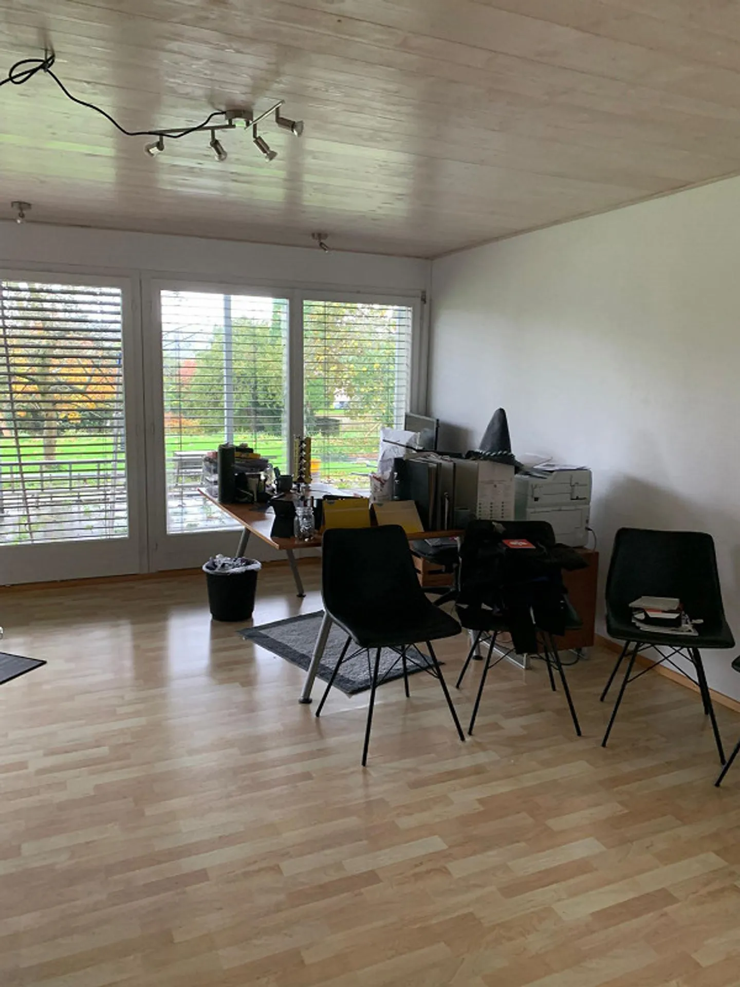 Maison individuelle de 5,5 pièces avec potentiel à vendre - Photo 12 sur 26
