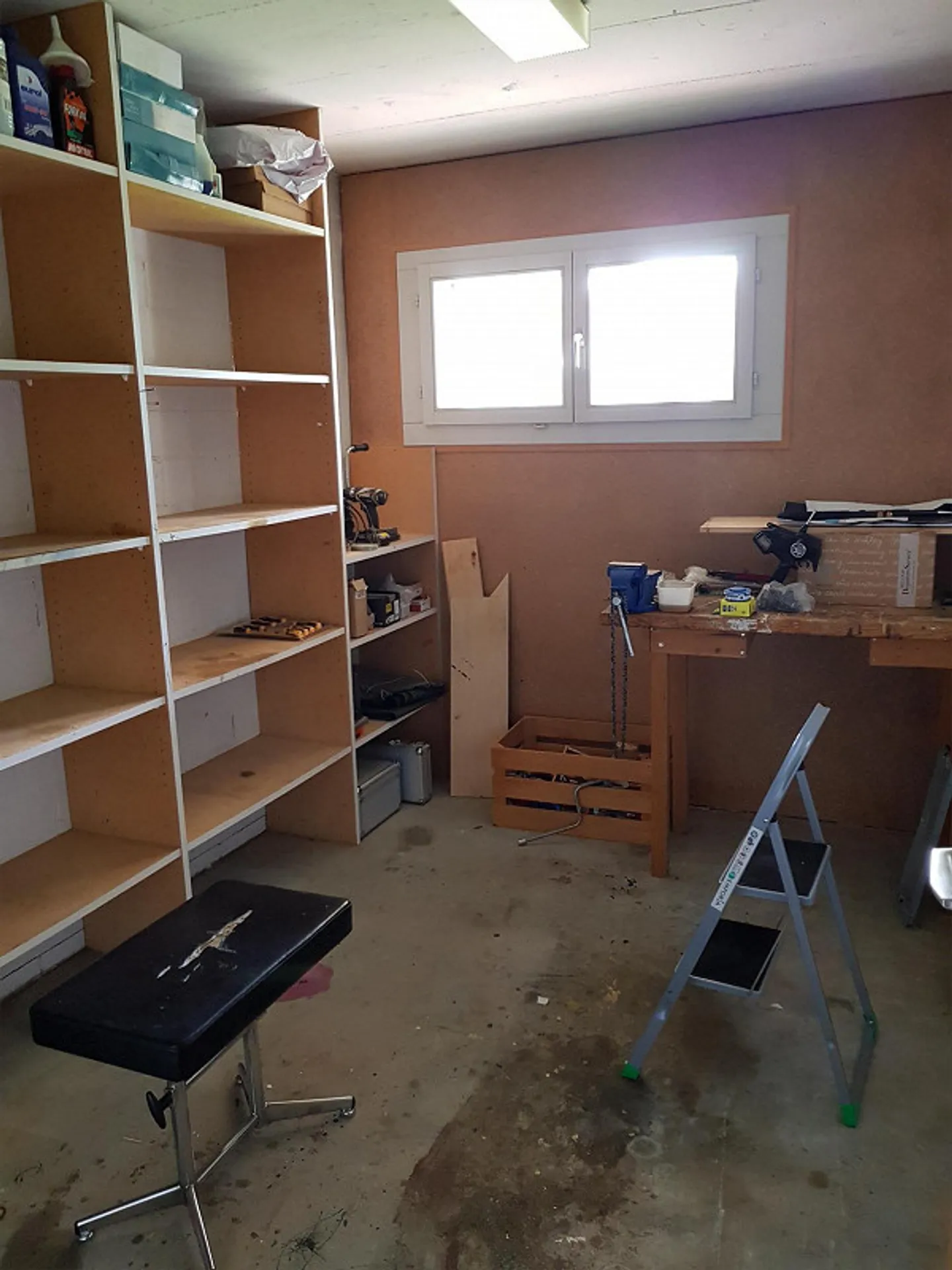Maison individuelle de 5,5 pièces avec potentiel à vendre - Photo 24 sur 26