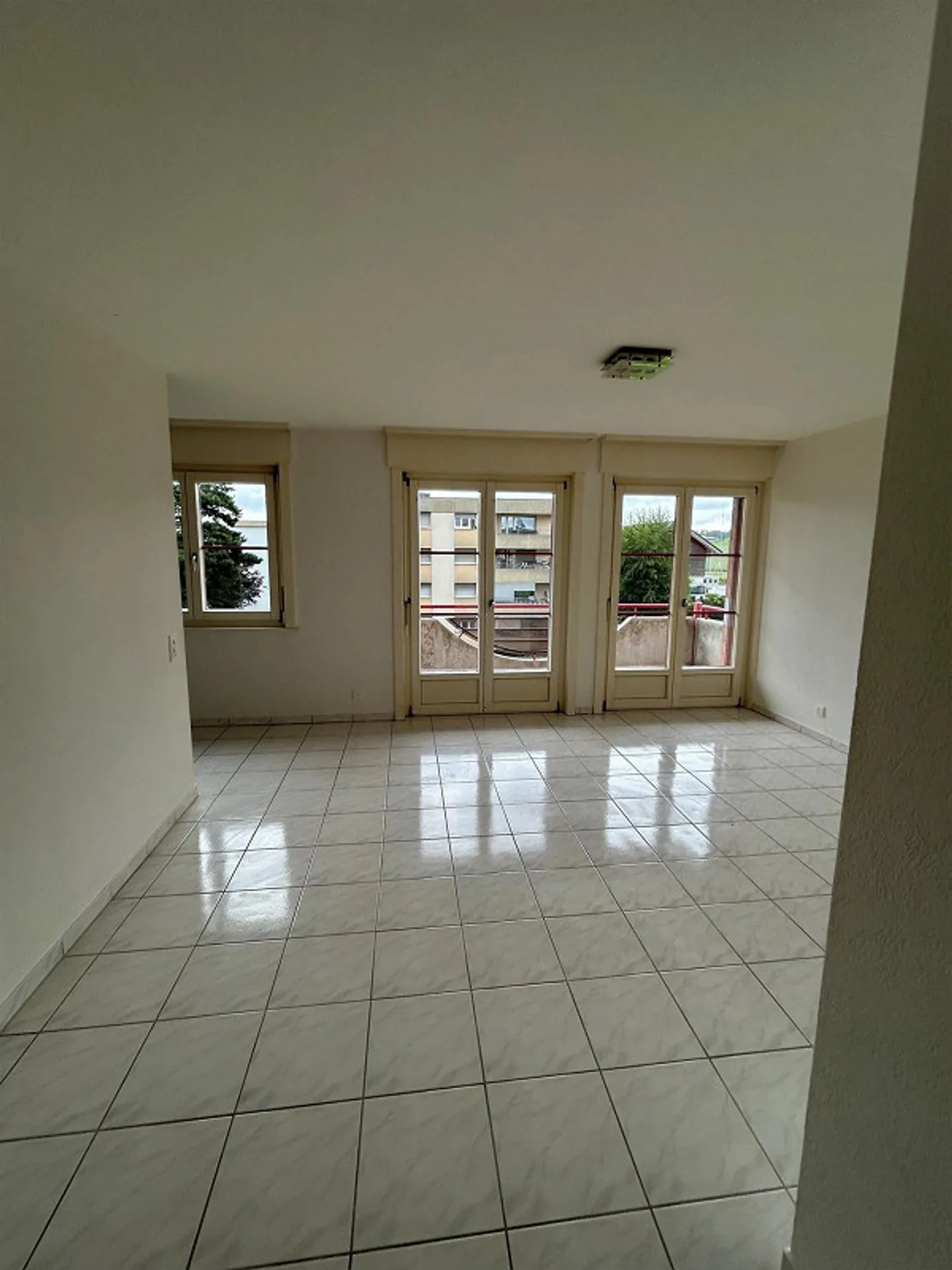 Appartamento spazioso di 2½ stanze in affitto! - Foto 5 di 8