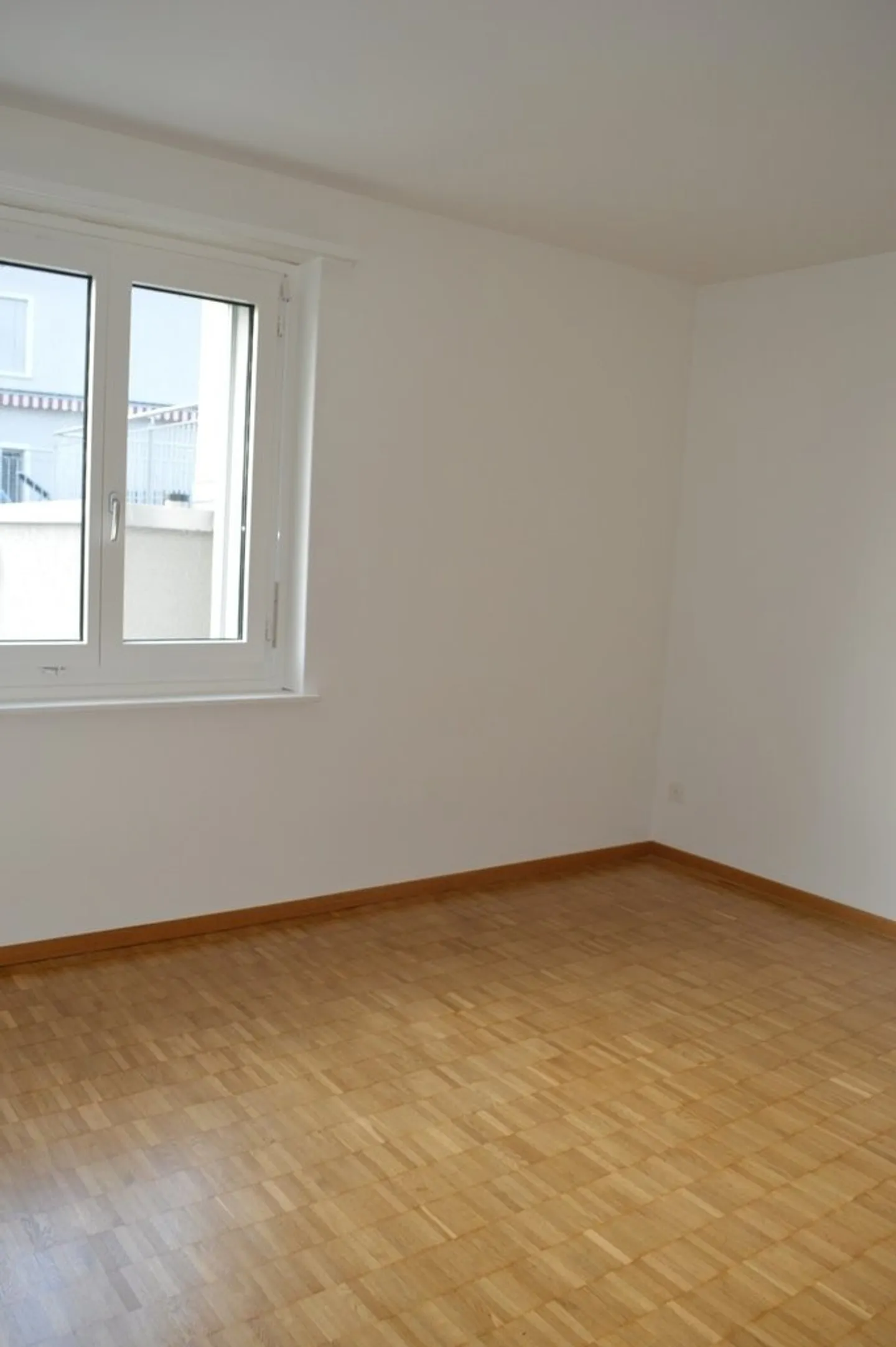 Spacious 4-room apartment in Zurich-Oerlikon - Photo 6 of 7