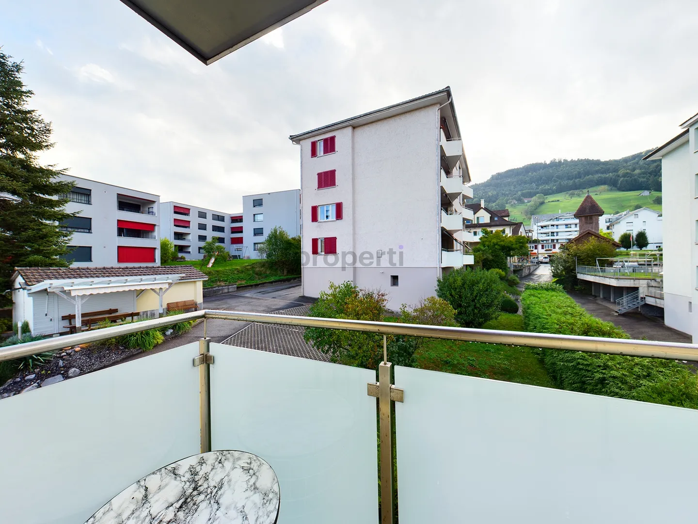 Apartment for rent - Photo 7 of 8