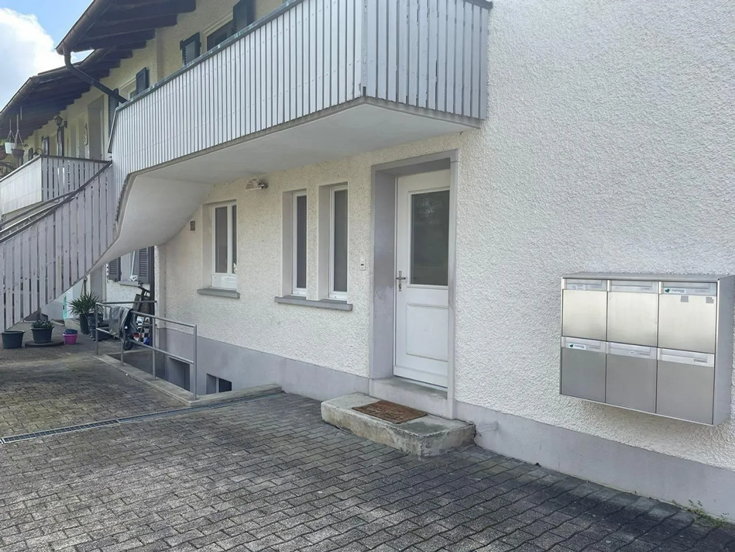 schöne 3.5 Zimmer-Parterrewohnung in ruhiger Lage - Foto 2 von 9